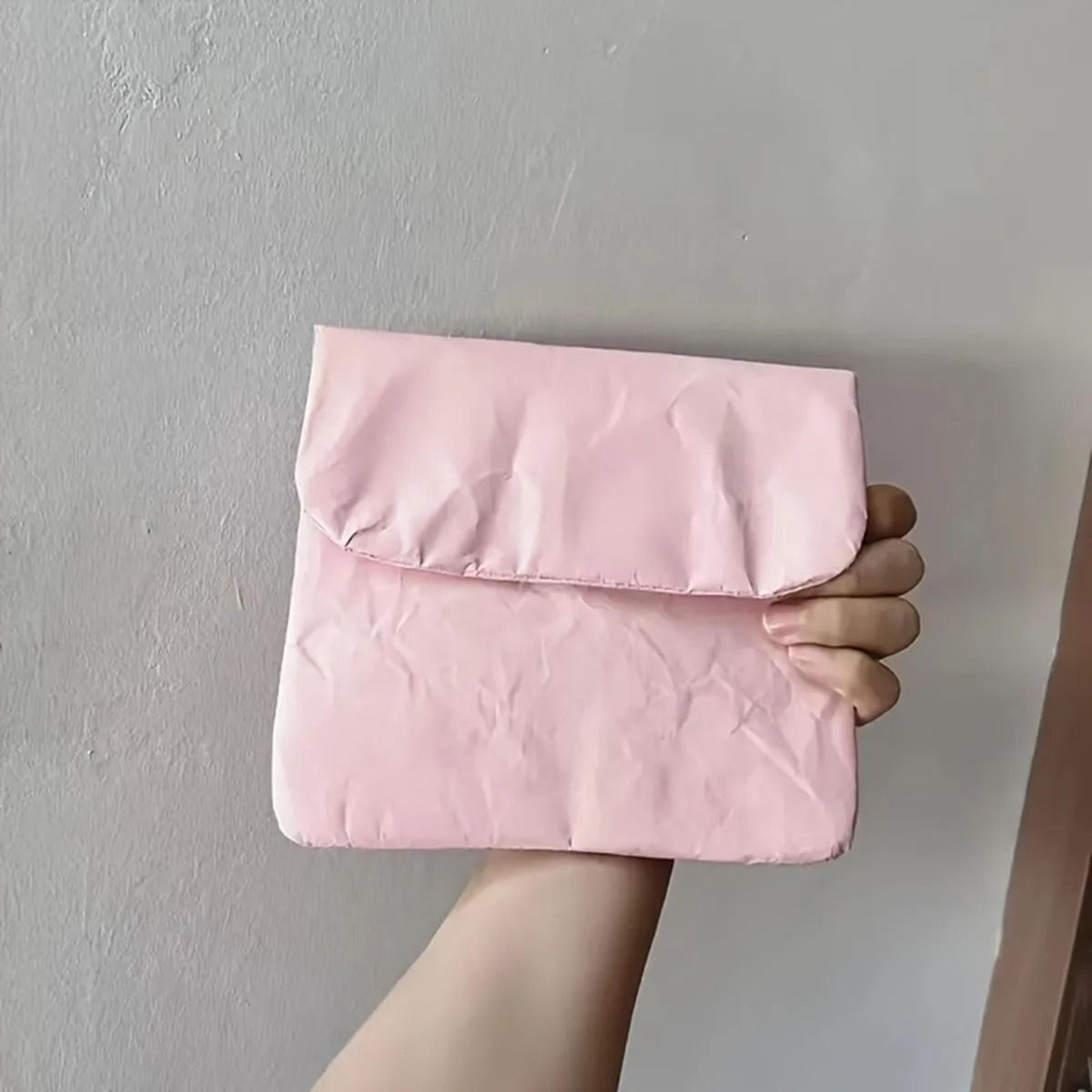 Retro Magnetic Receipt And Ticket Organizer Pouch 3