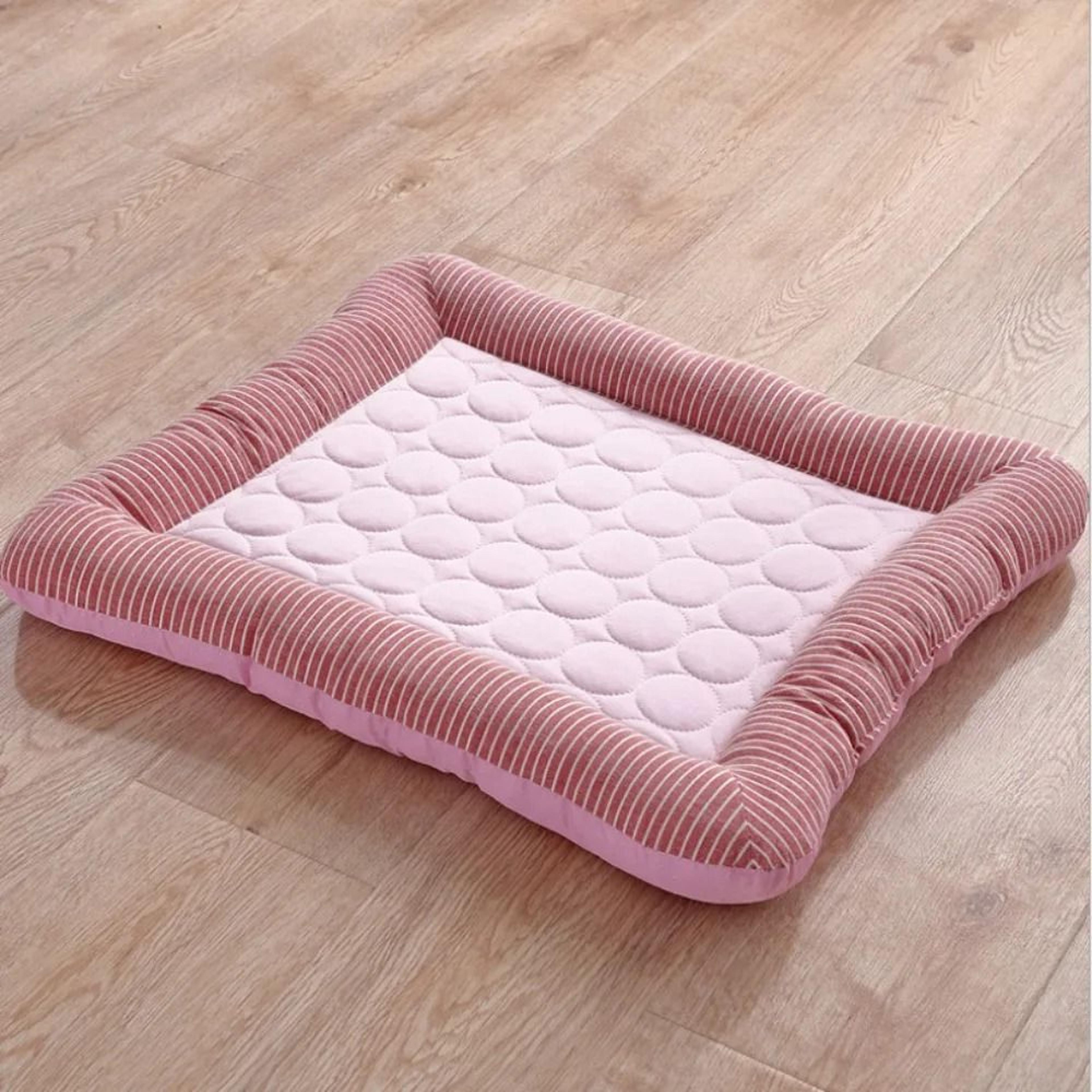 Ice Silk Cooling Mat For Dogs And Cats Summer Bed 2