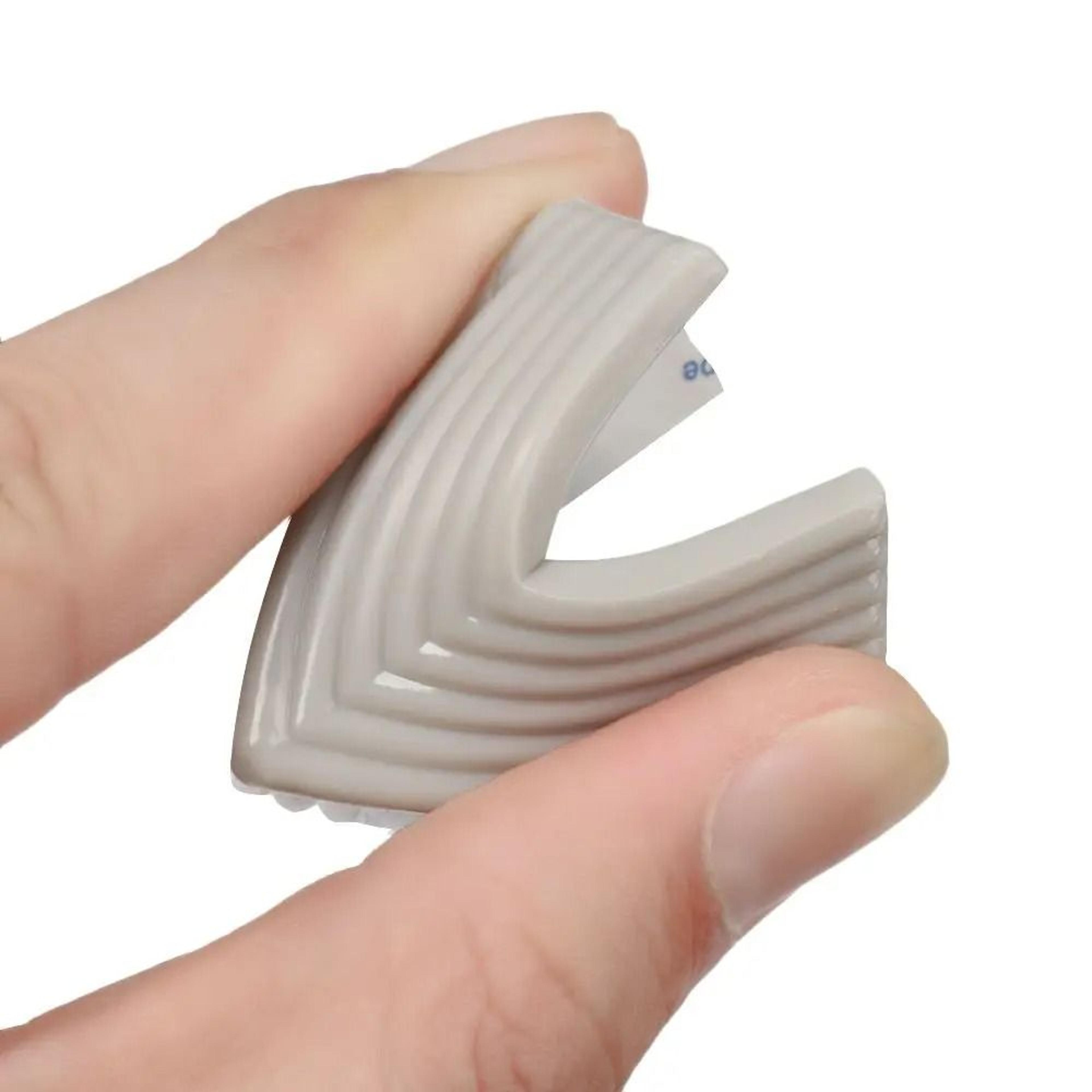 Four Piece Soft Silicone Baby Corner Protector Table Guard Set 0