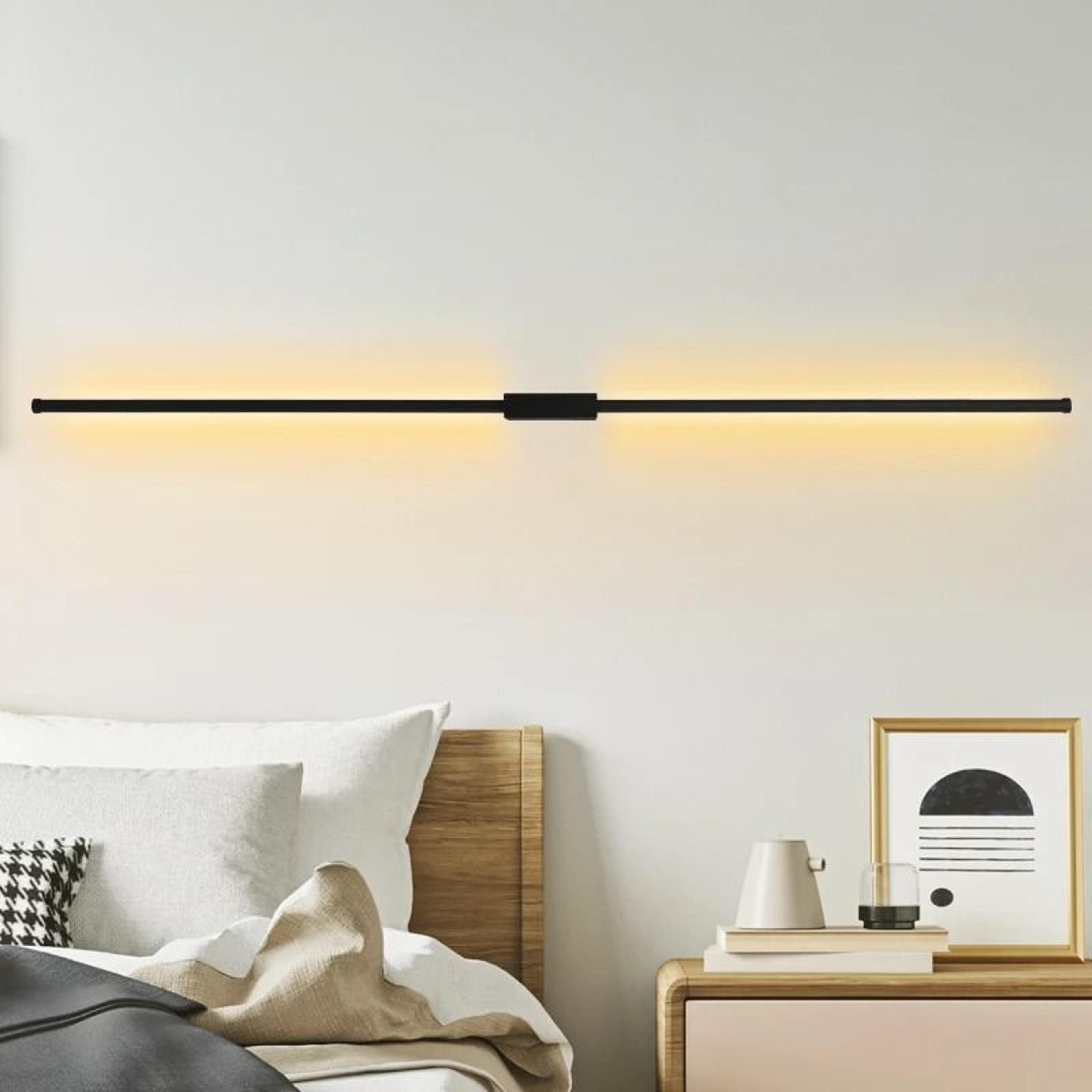 Nordic Linear LED Feature Wall Lamp 0