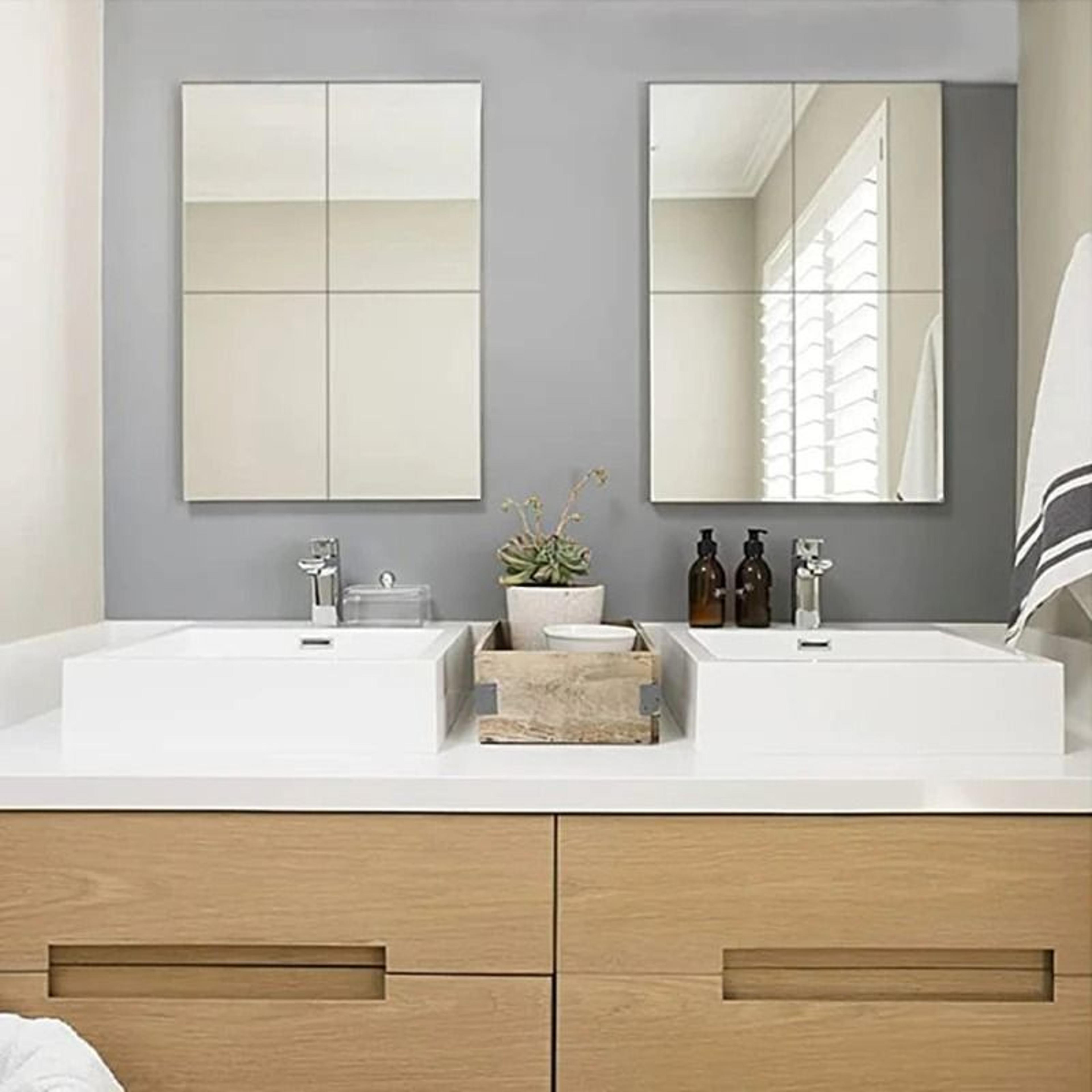 Easy Install Acrylic Mirror Sheets 4 Piece Flexible Non Glass Wall Mirror Tiles 4