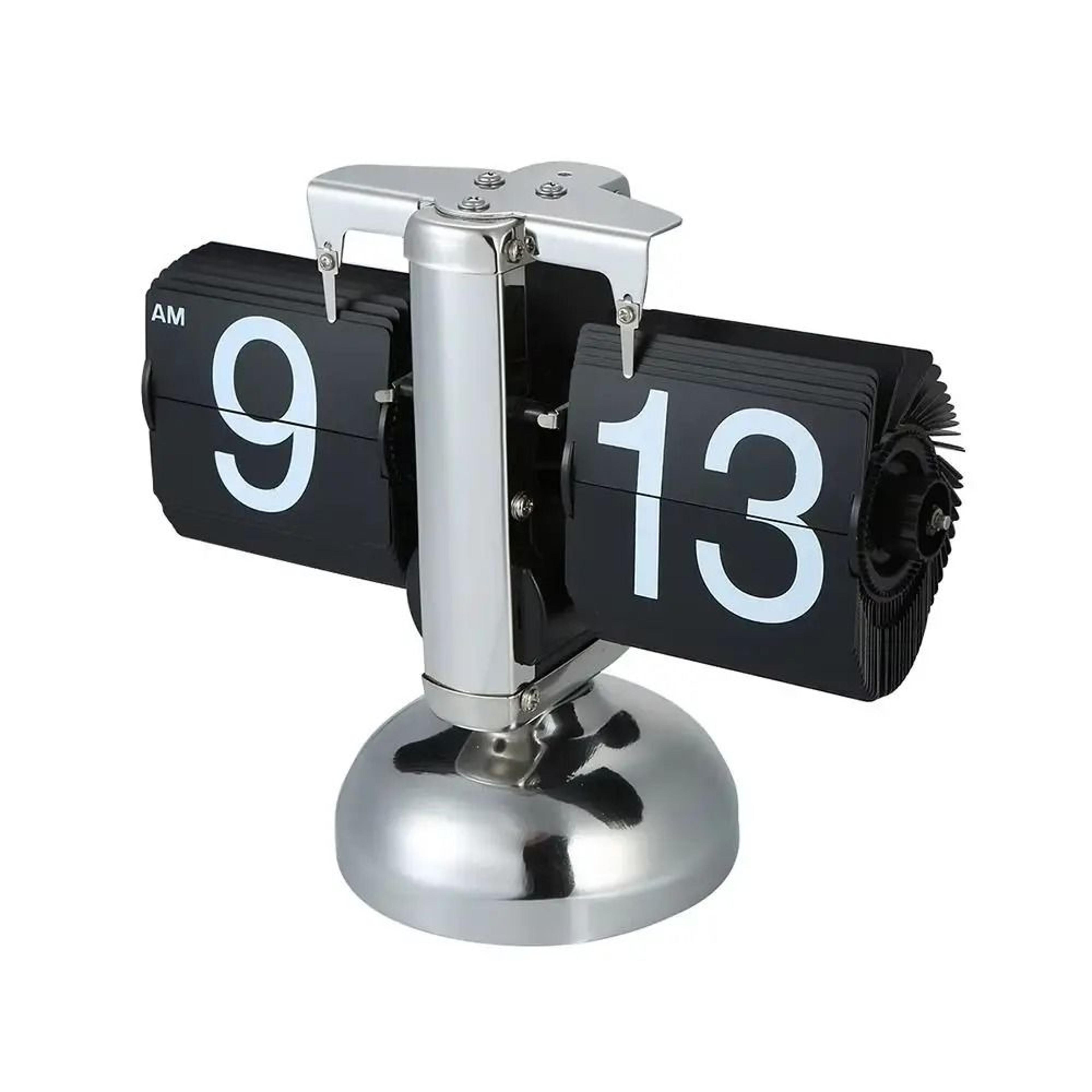 Retro Automatic Flip Clock Quartz Movement Desk Timepiece 9