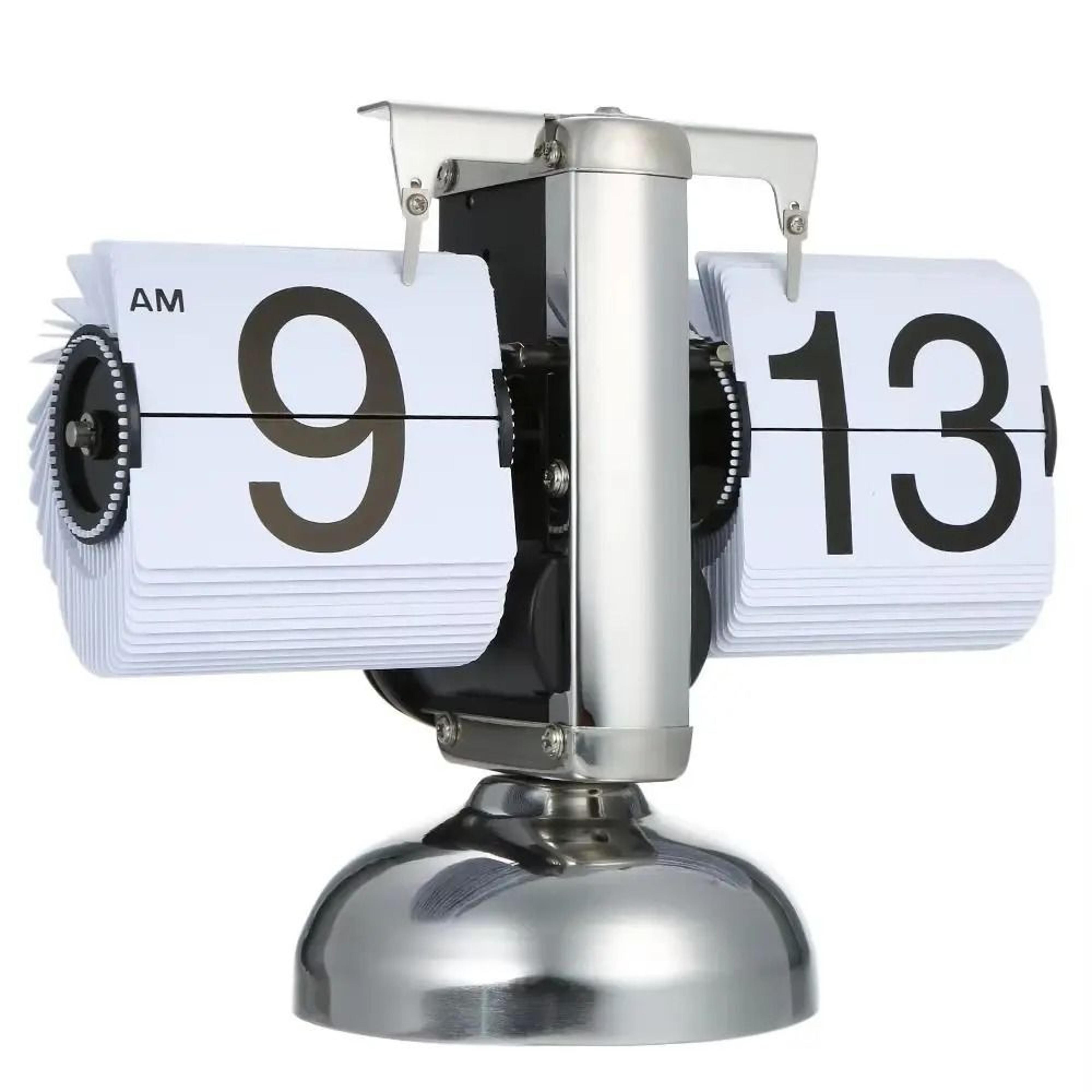 Retro Quartz Page Turning Desk Clock With Removable Flip Cards 7