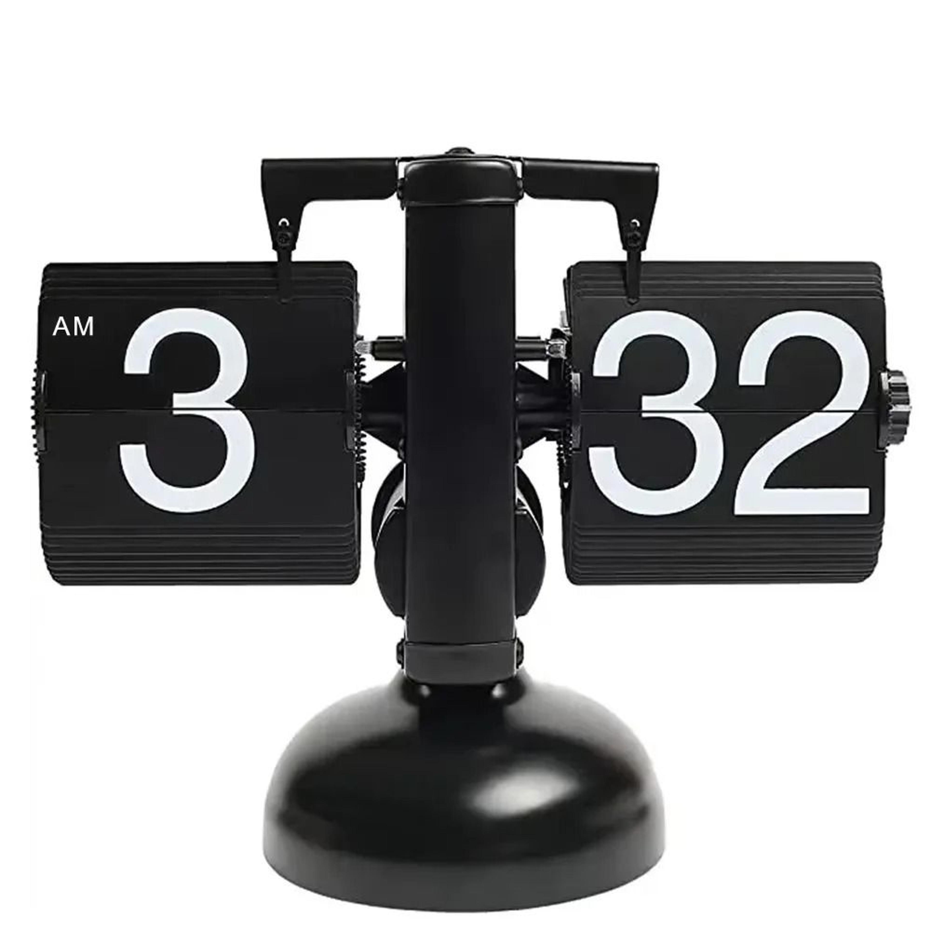 Retro Quartz Page Turning Desk Clock With Removable Flip Cards 3