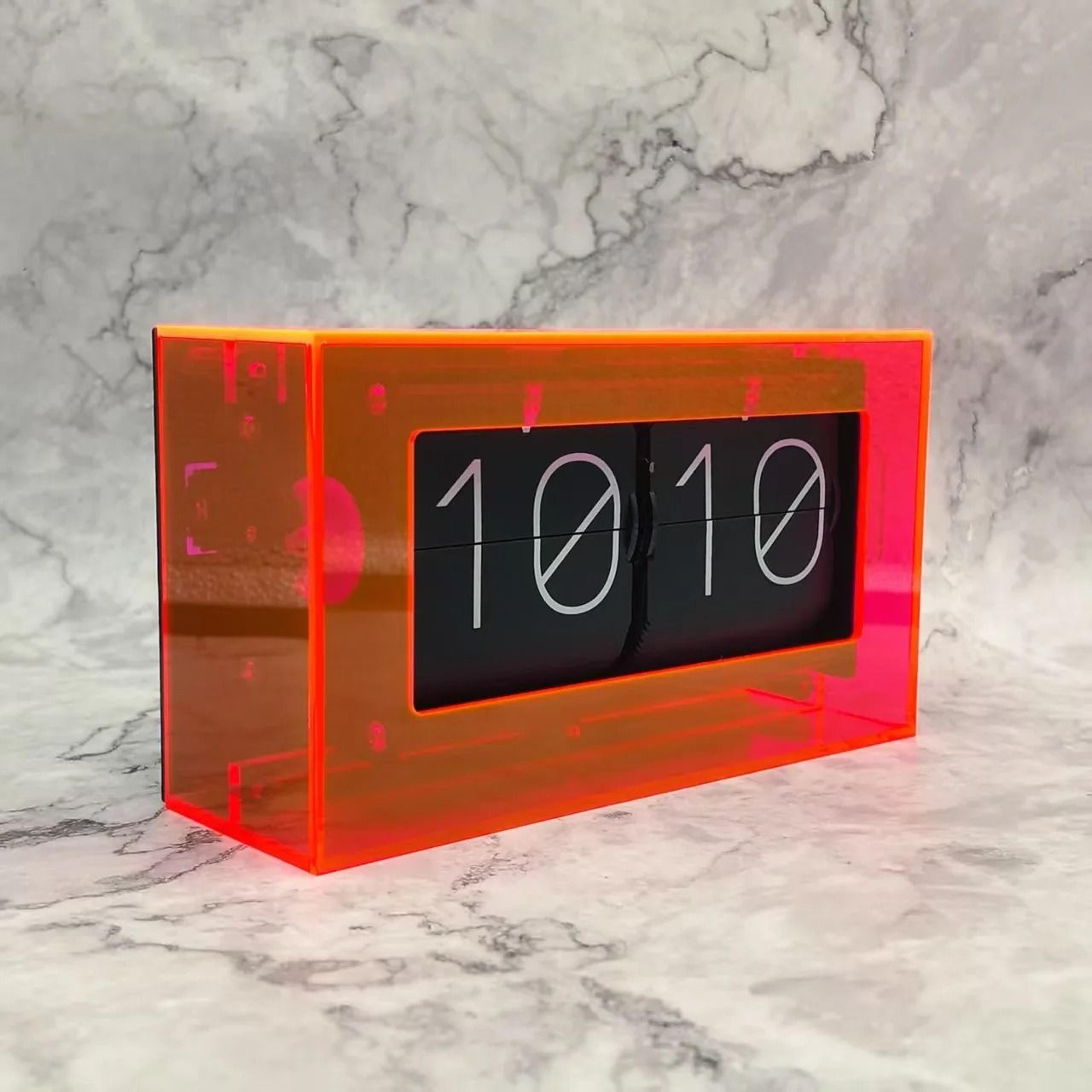 Colorful Automatic Flip Desk Clock For Maximalist Home Decor 0