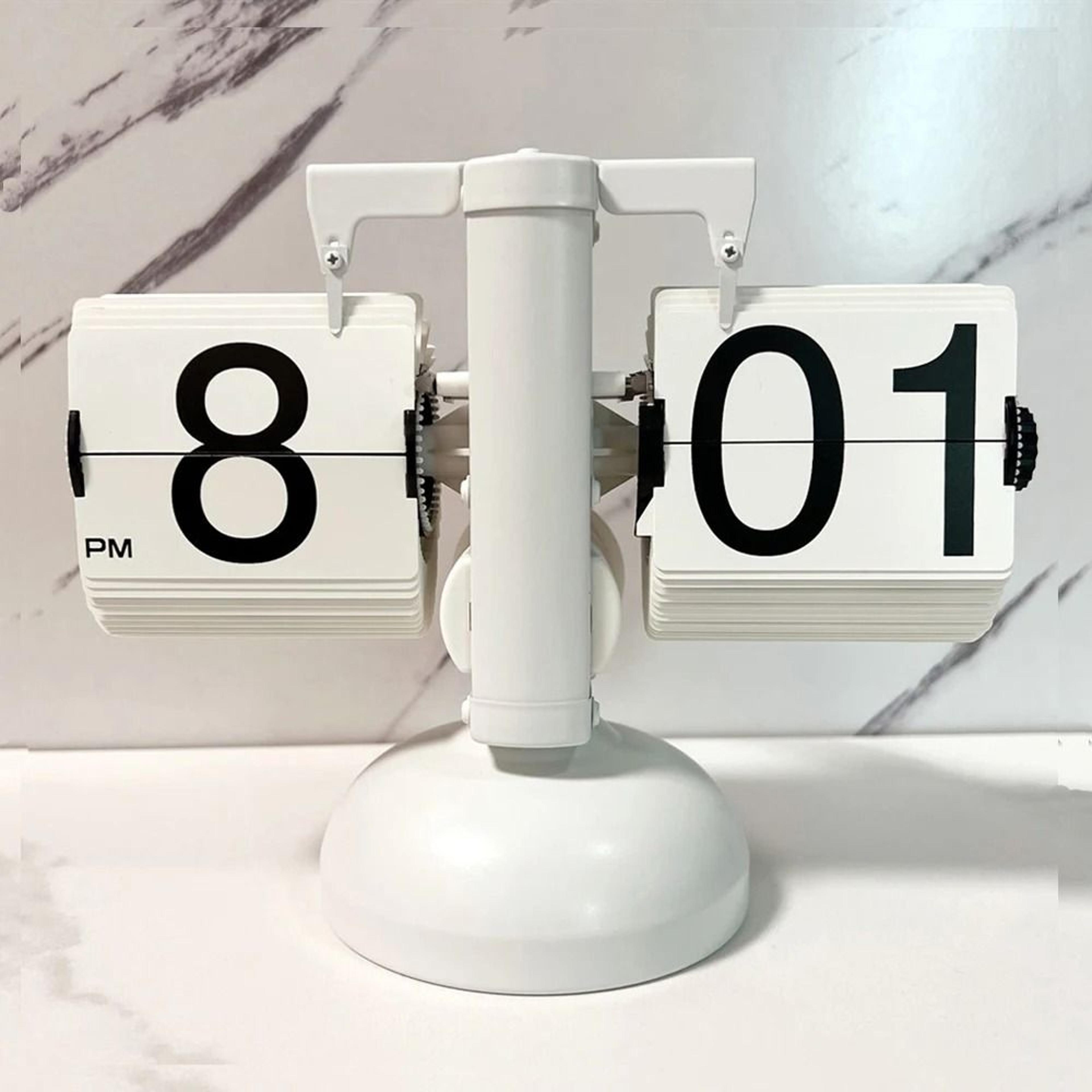 Modern Retro Flip Table Clock With Automatic Page Turning 7