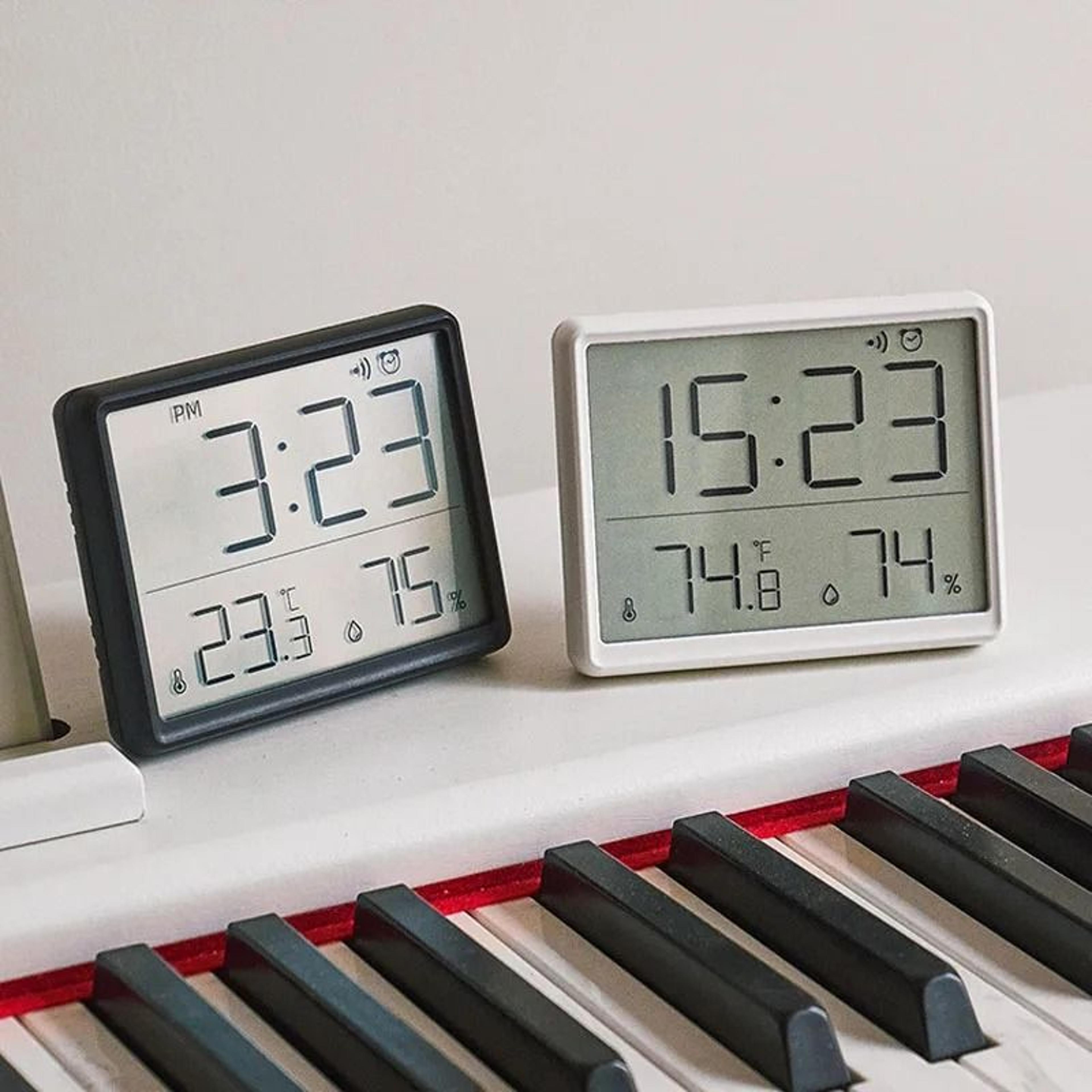 Digital Temperature Hygrometer Clock With Magnetic LCD Display 0