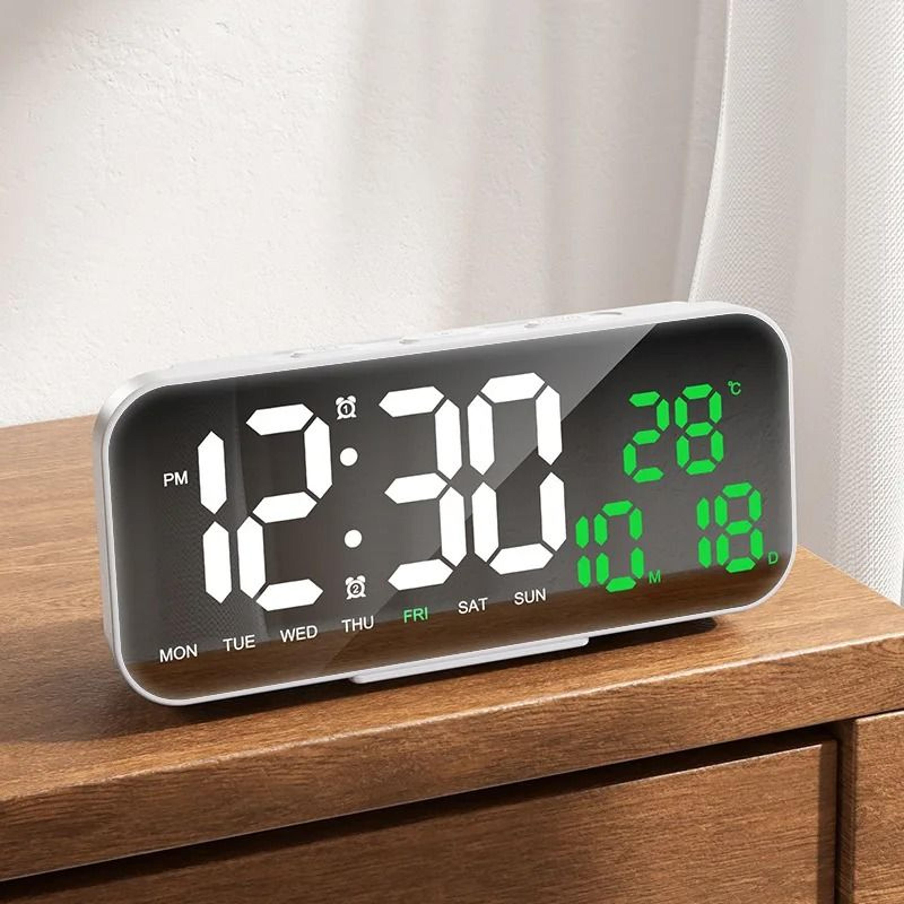 Smart LED Alarm Clock With Dual Alarm Countdown And Auto Dimming 5