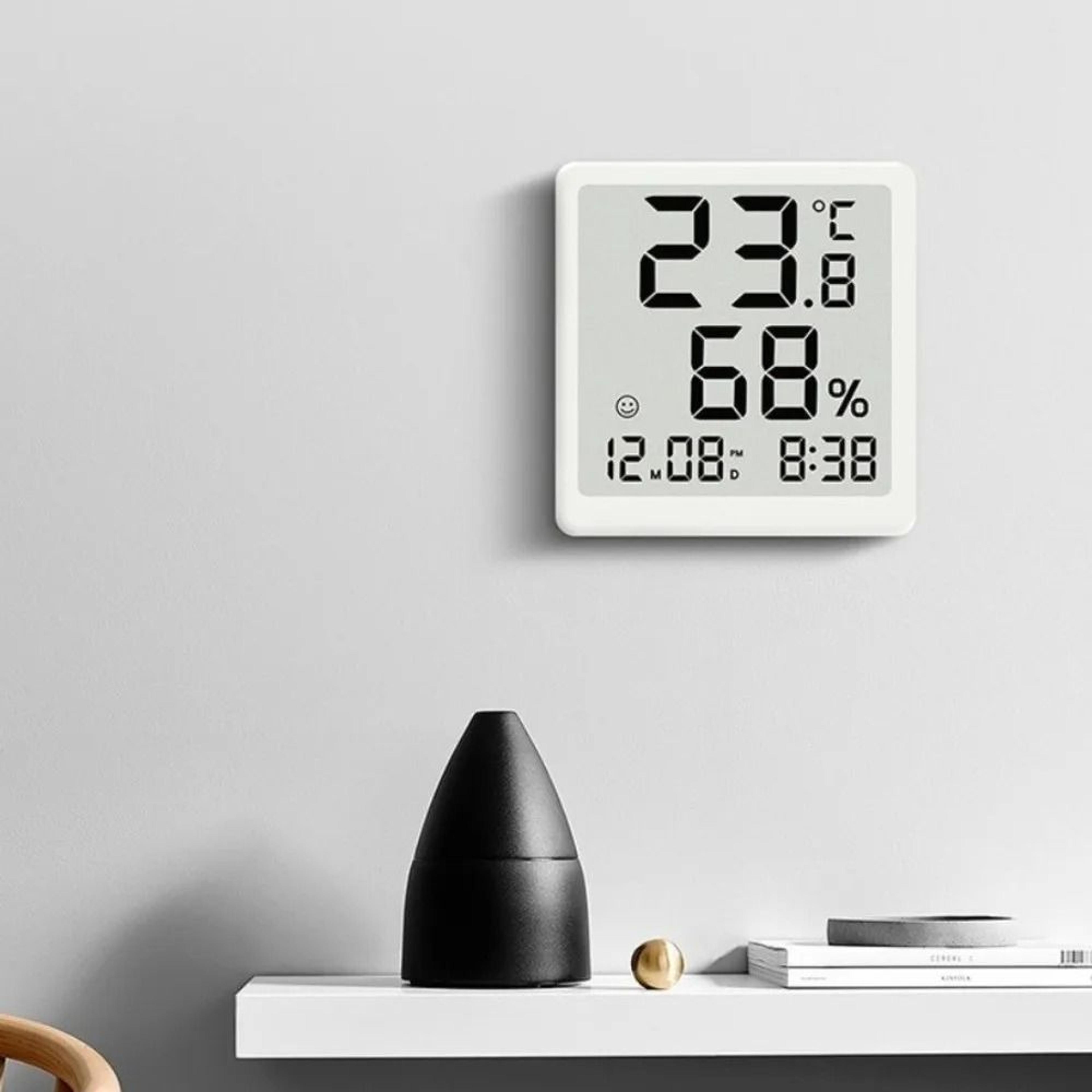 Minimalist Magnetic Digital Clock With Temperature And Humidity Display 0