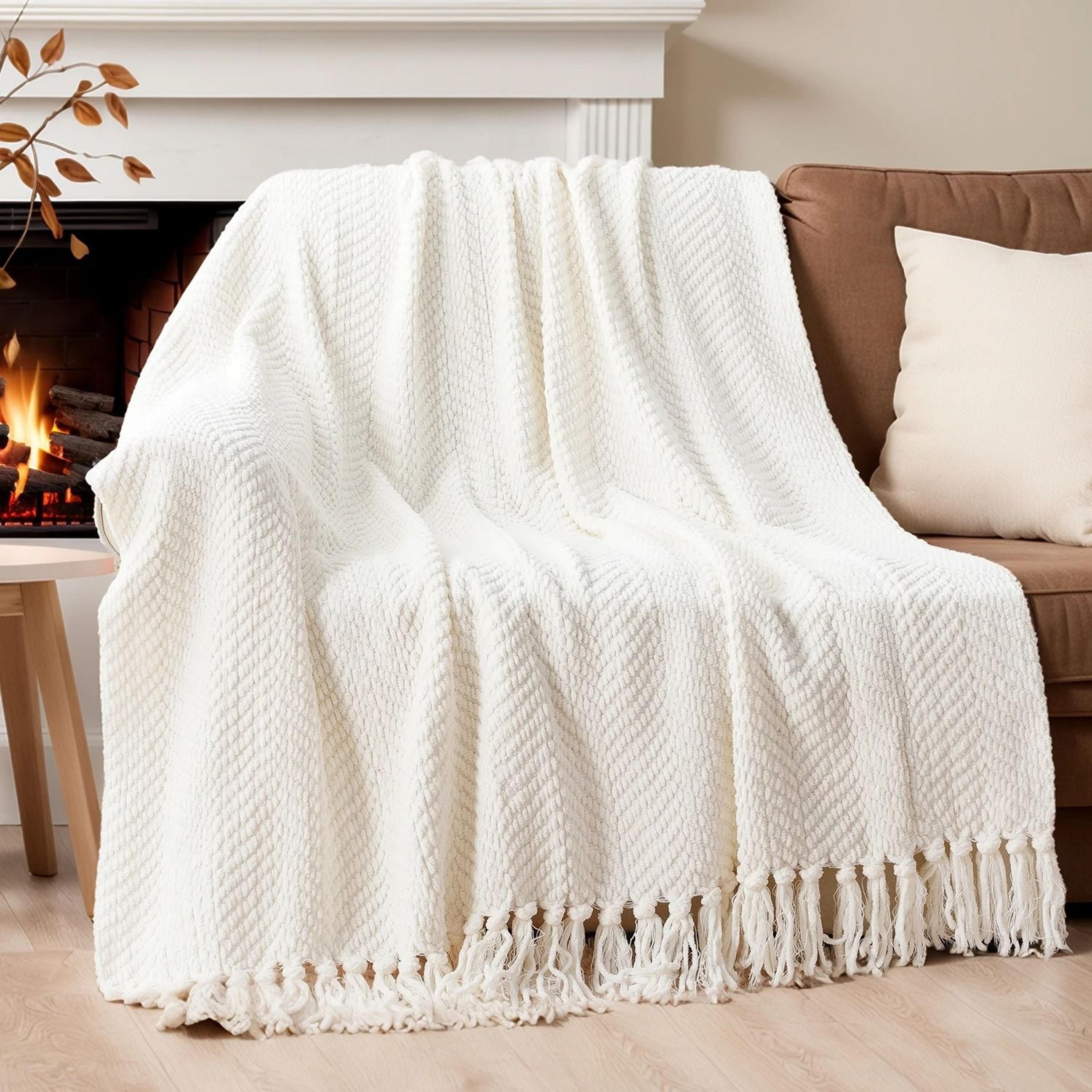 Battilo Chenille Knit Throw Blanket Soft Thick Decorative Sofa Throw 16