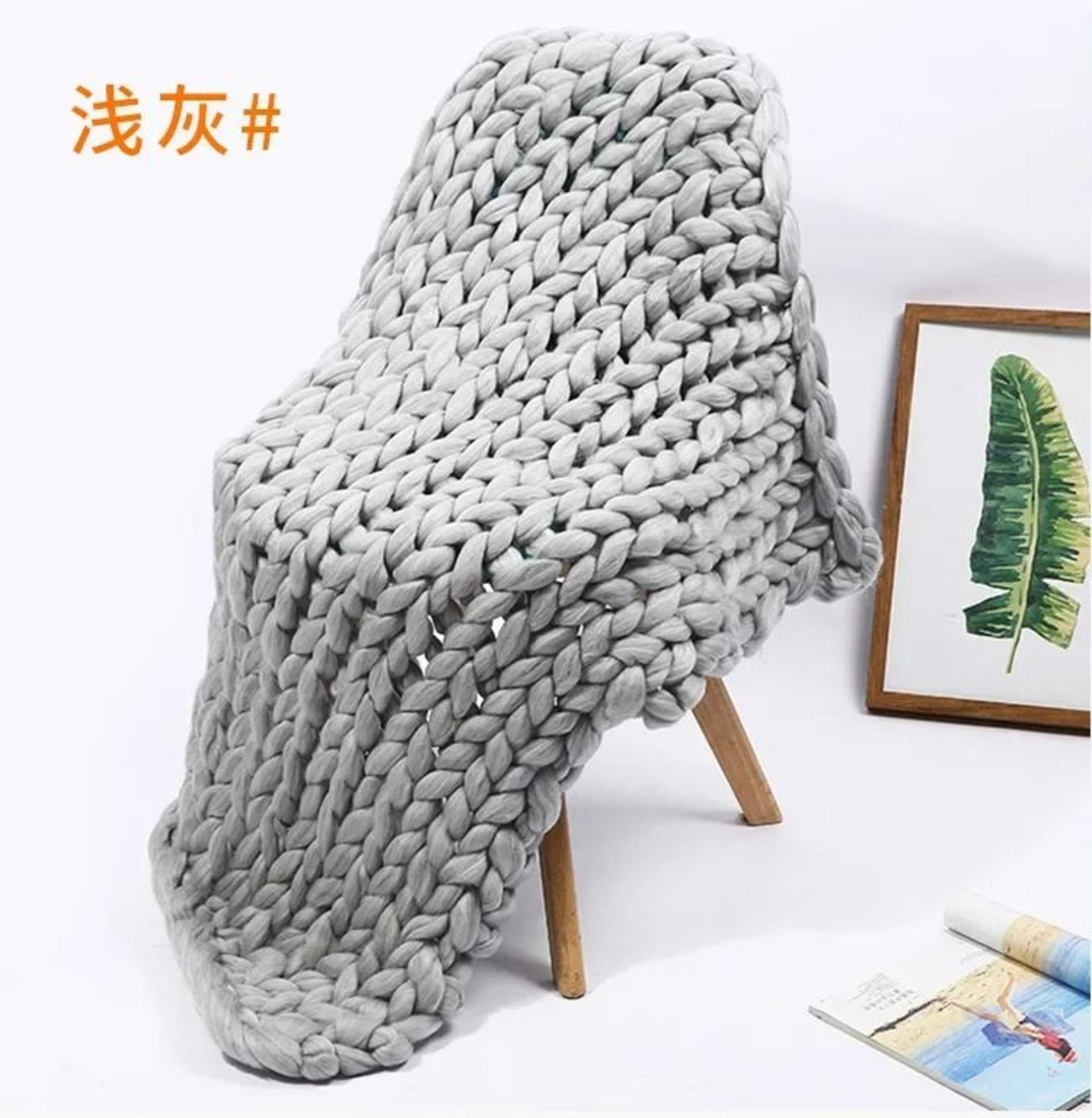 Chunky Knit Weighted Blanket Soft Breathable Queen Size Throw 12