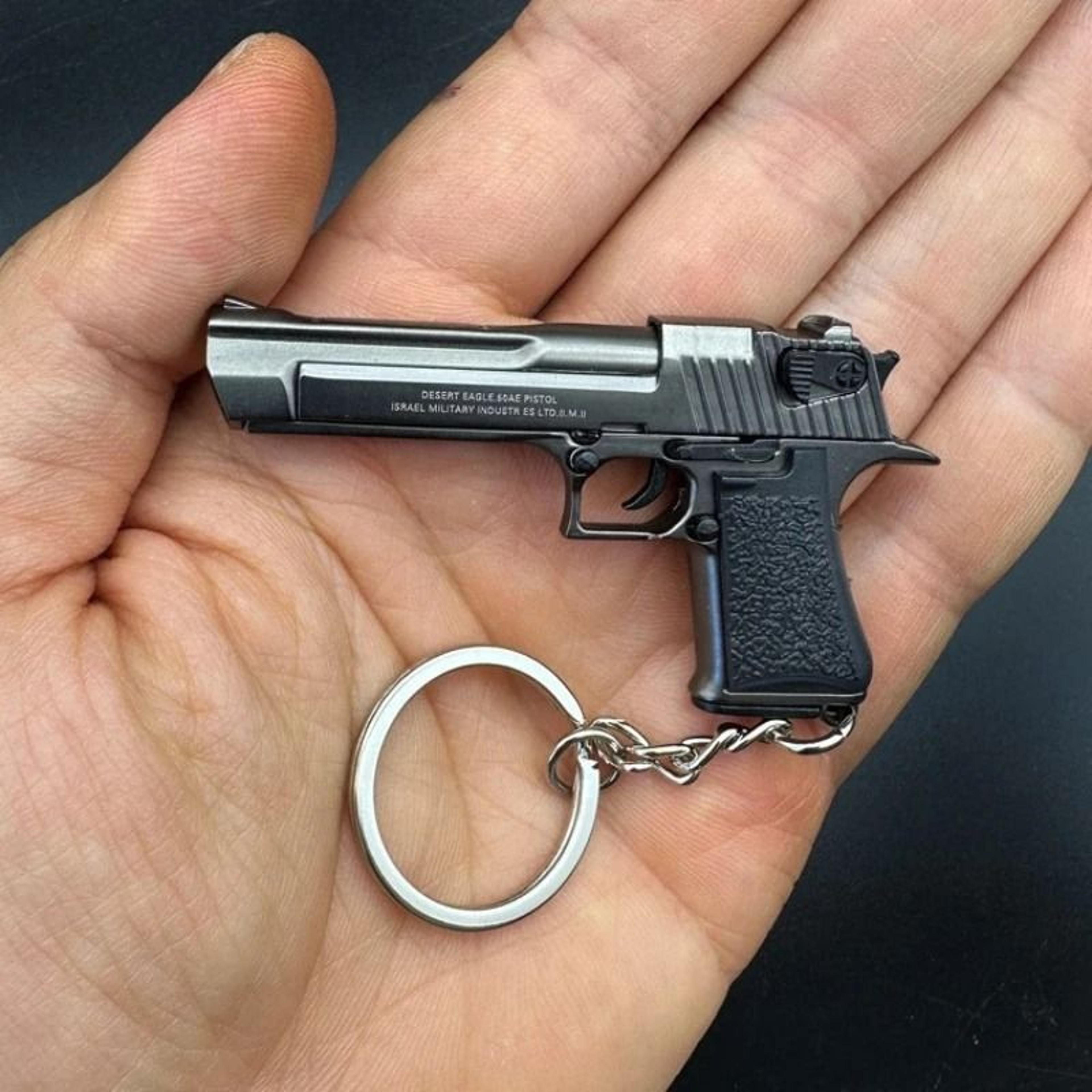 DesertEdge Alloy Pistol Keychain With Miniature Collector Model Detail 3