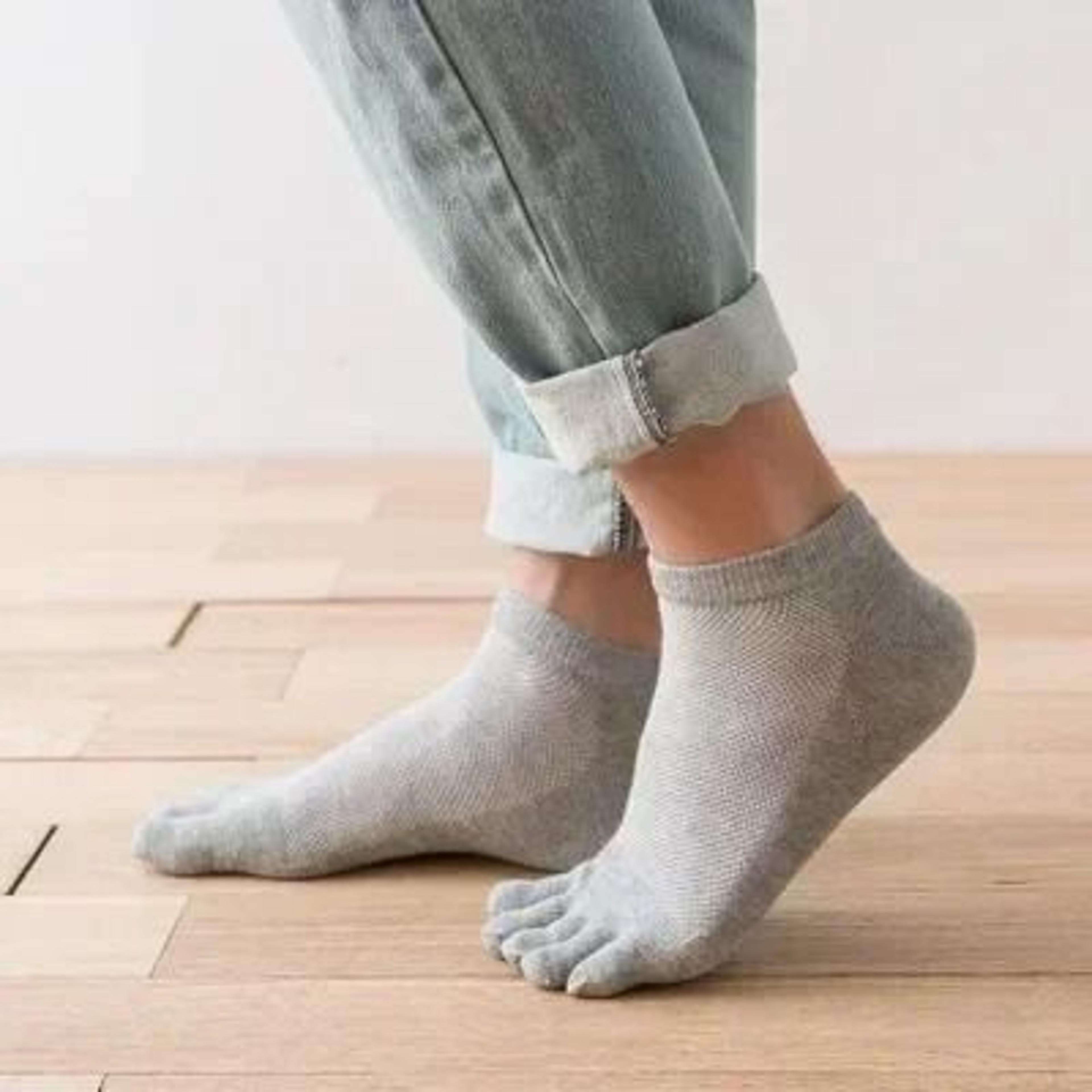 Mens Breathable Five Toe Socks UltraThin Cotton Mesh LowCut Summer Socks 3