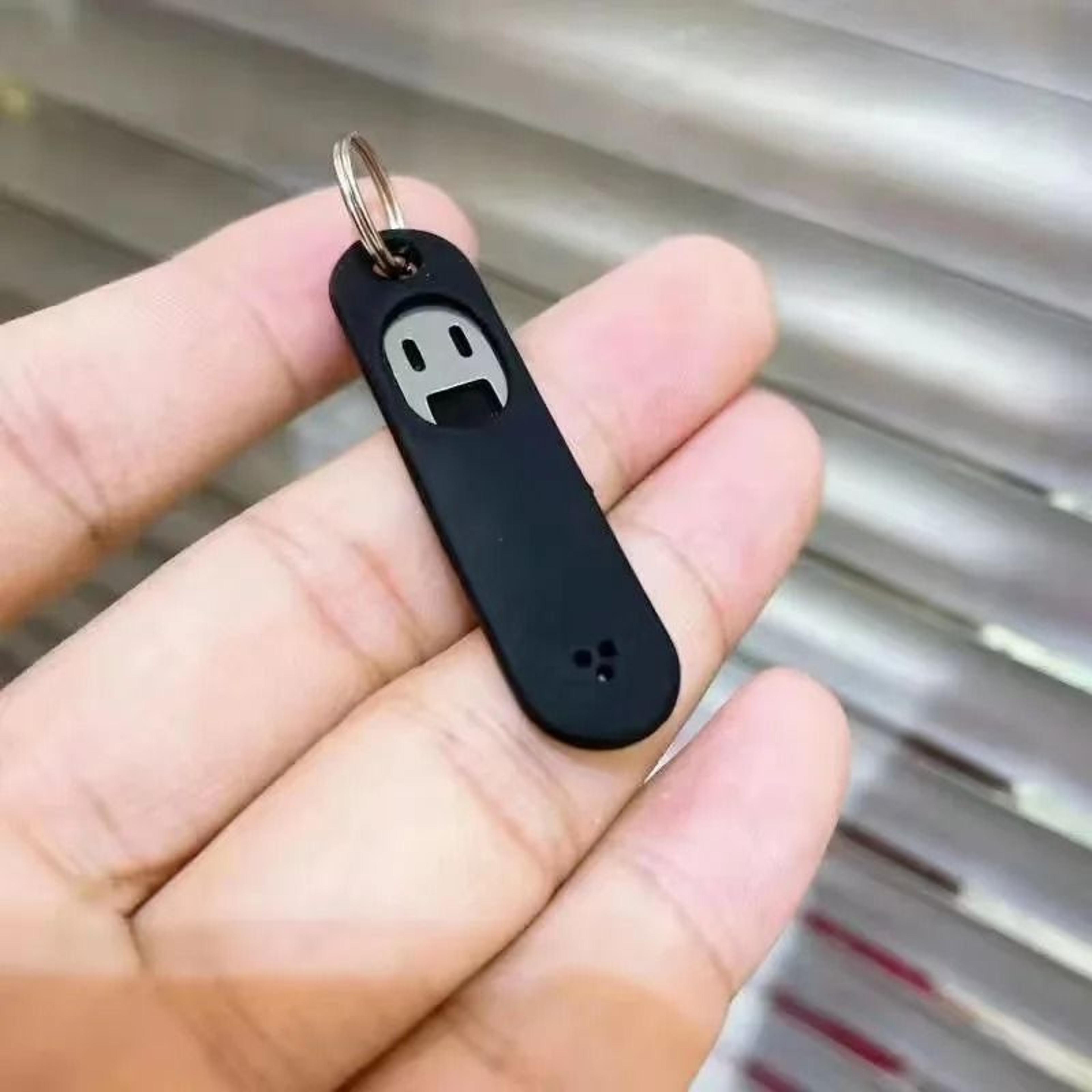 Portable SIM Card Eject Tool Keychain For Phones And Travel 1