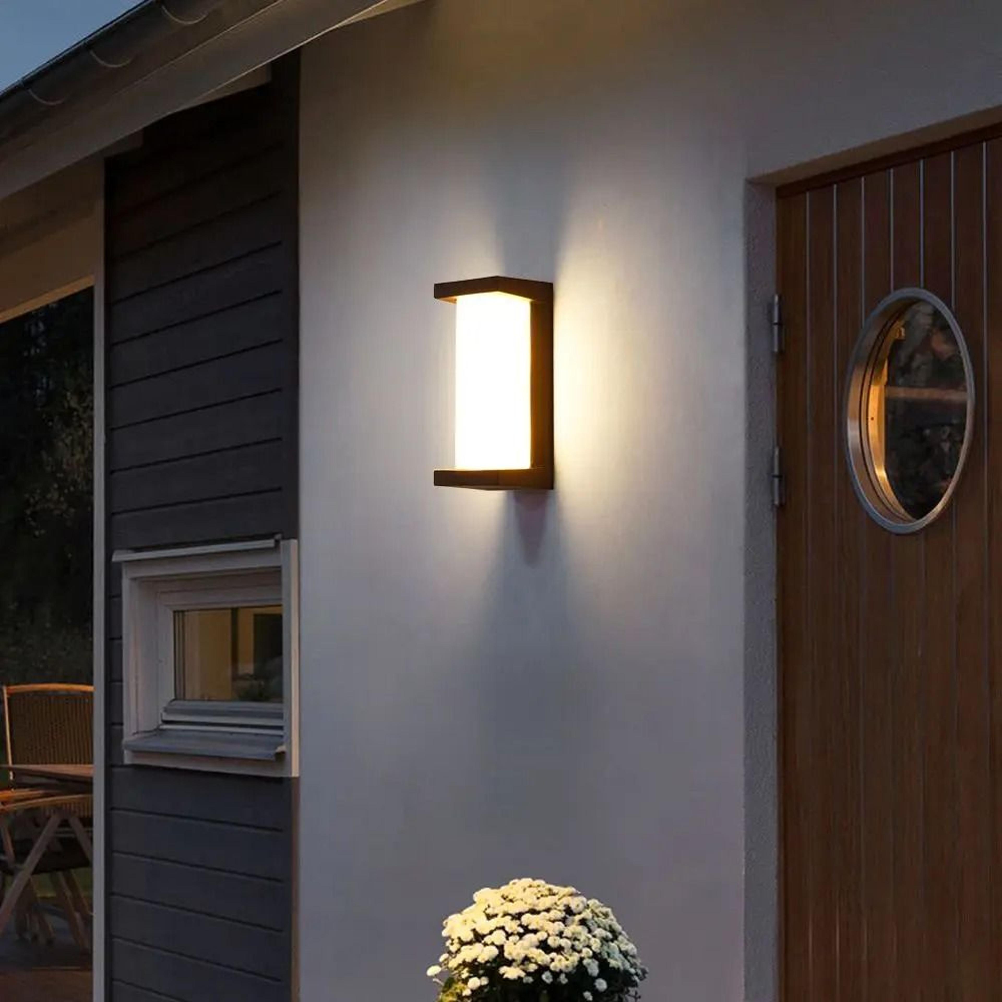 Waterproof Outdoor LED Wall Light For Porch Garden And Garage Lighting 12