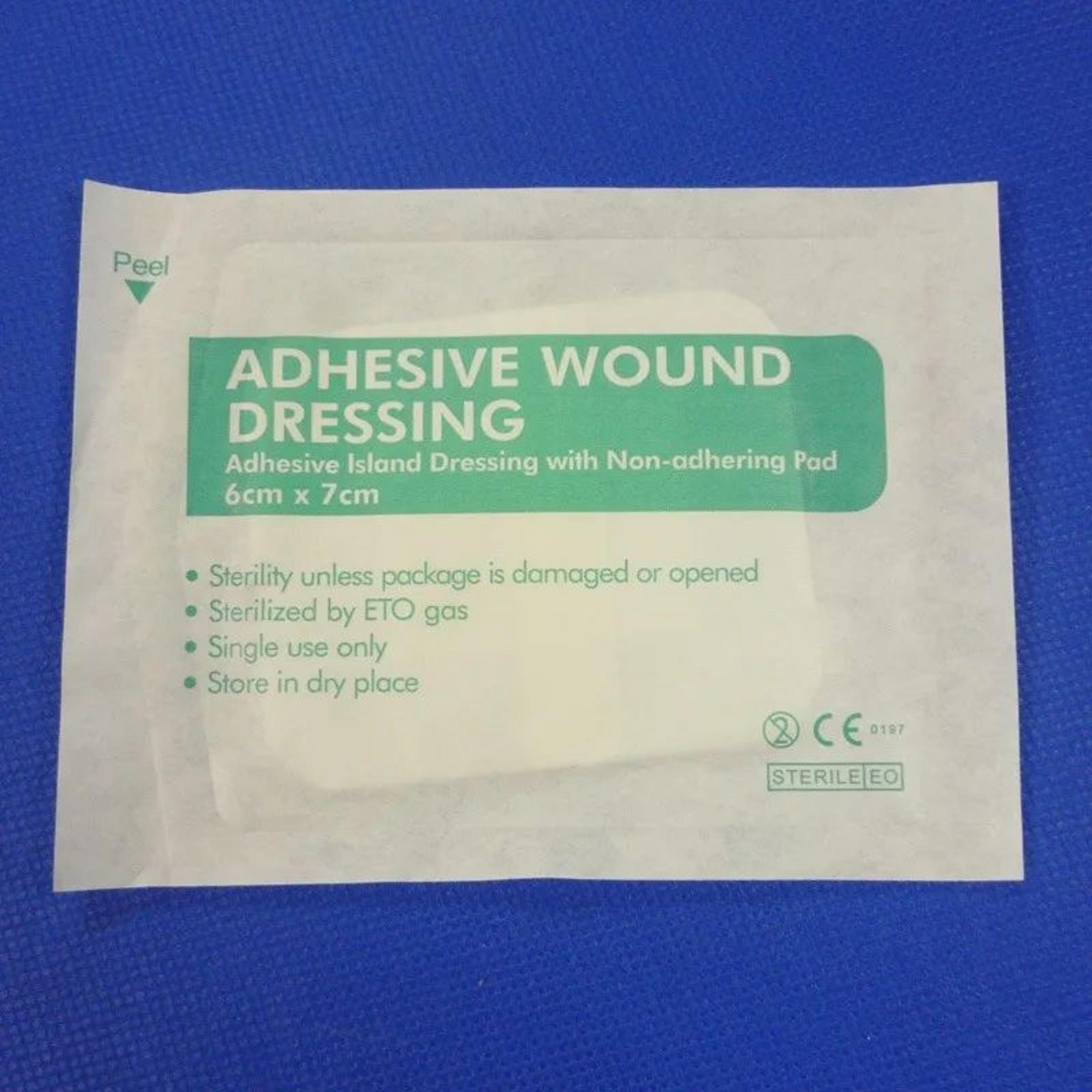 SafeCover Large Hypoallergenic Wound Dressing Pads  Medical Adhesive Bandage 6x7 Cm 1