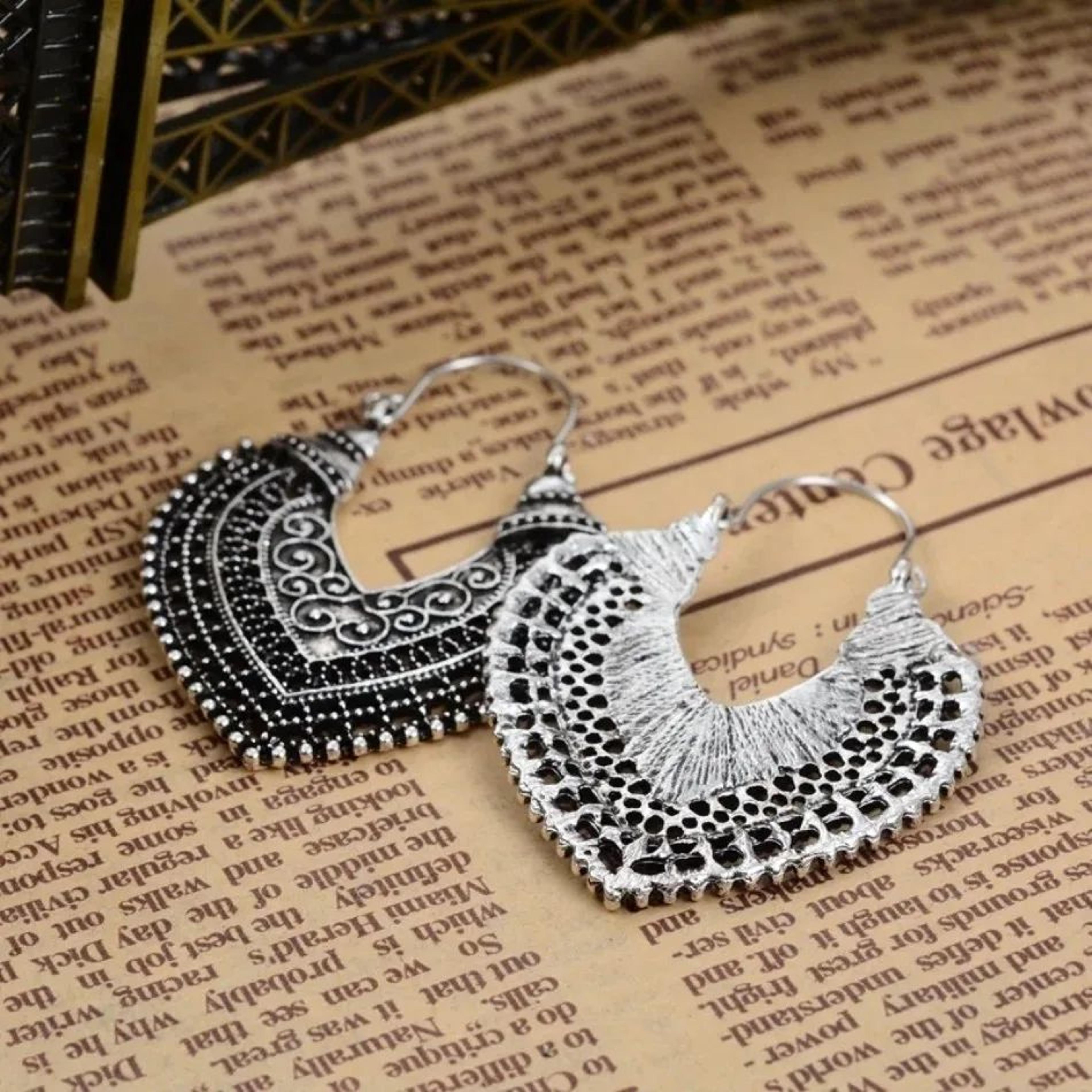 Retro Bohemian Hollow Flower Earrings Ethnic Metal Statement Jewelry 3