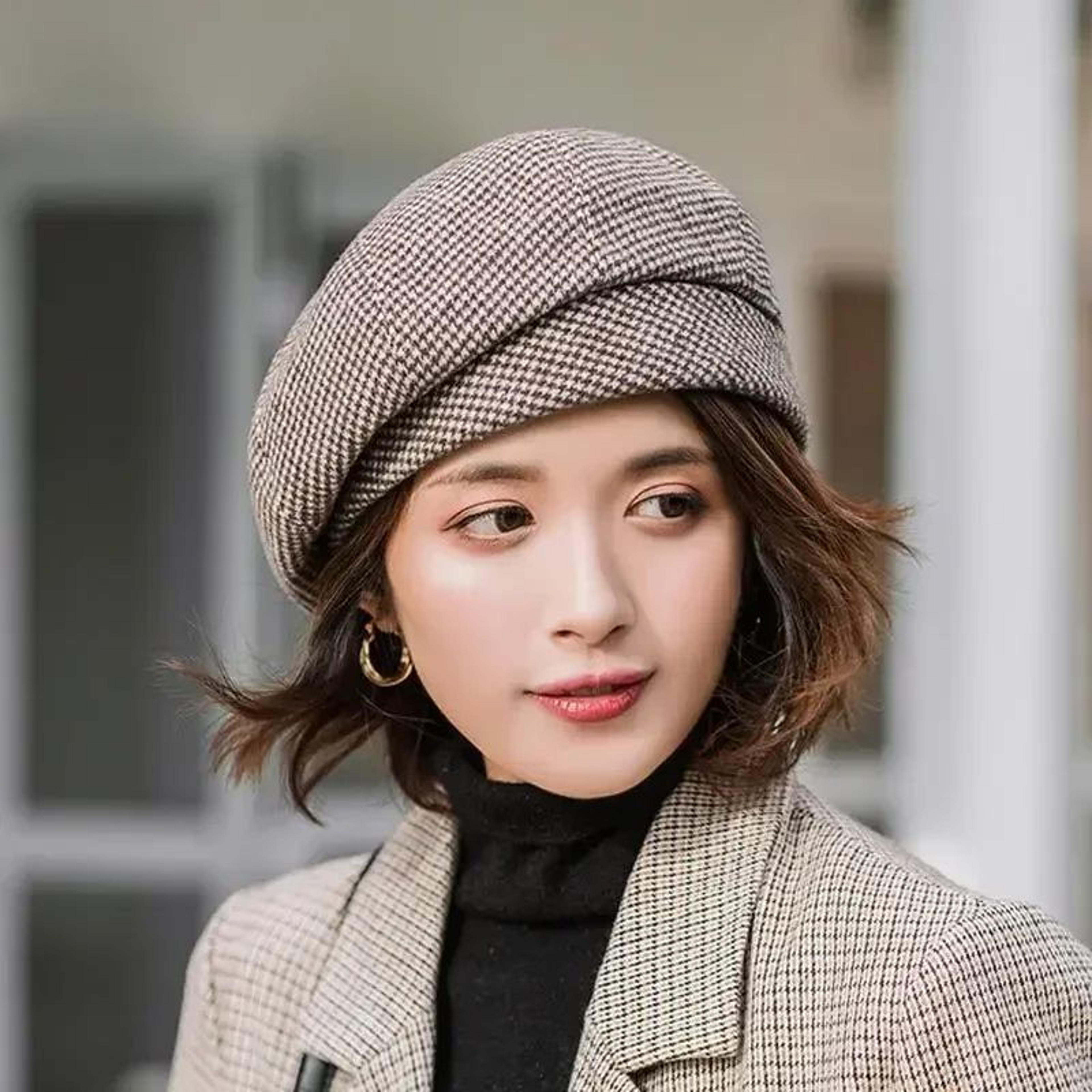 Classic Houndstooth Beret  Chic Women Beret Hat In KoreanInspired British Style 8