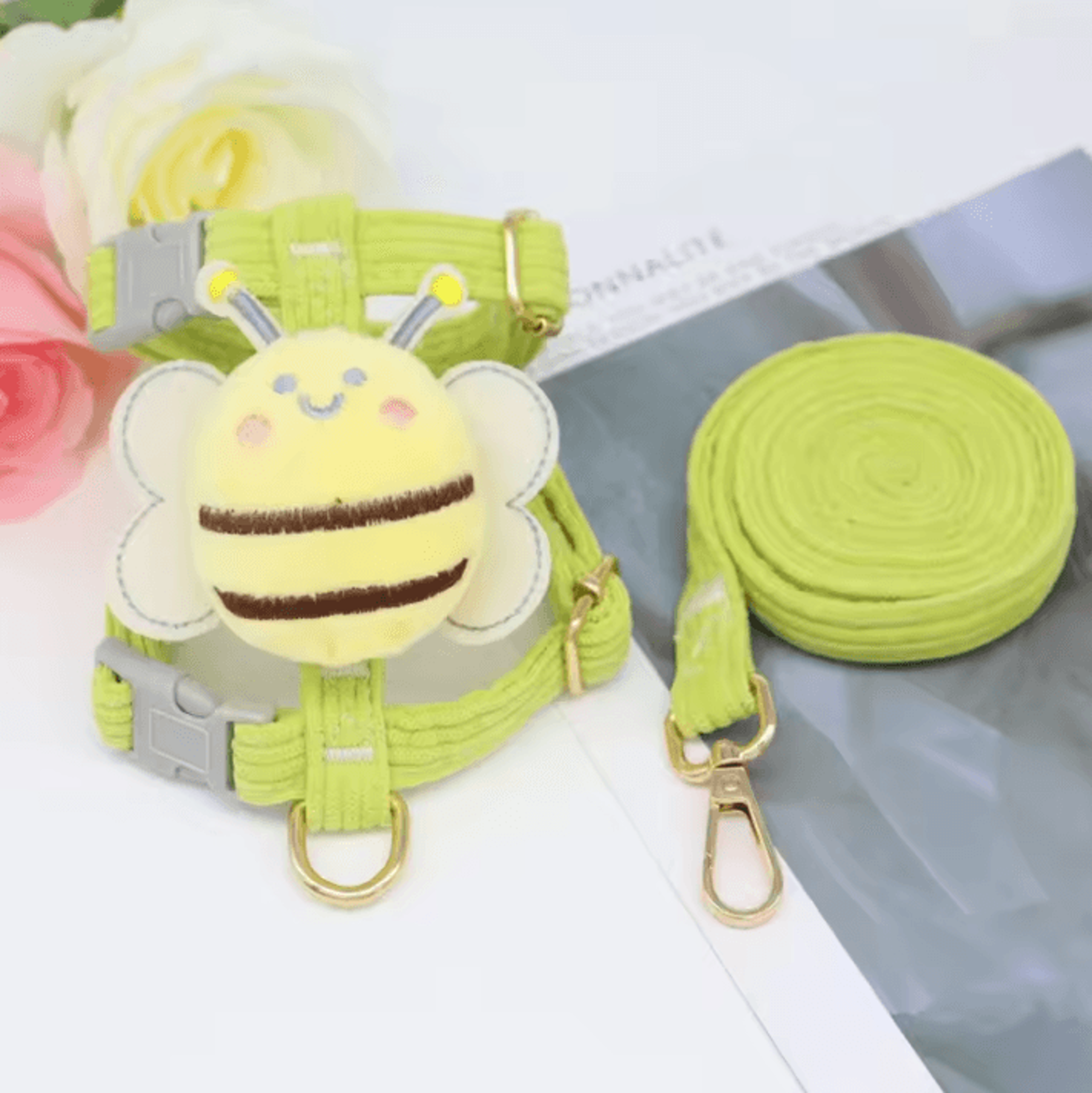 BuzzPaw Lightweight Bee Harness  Leash Set For Cats And Small Dogs 4
