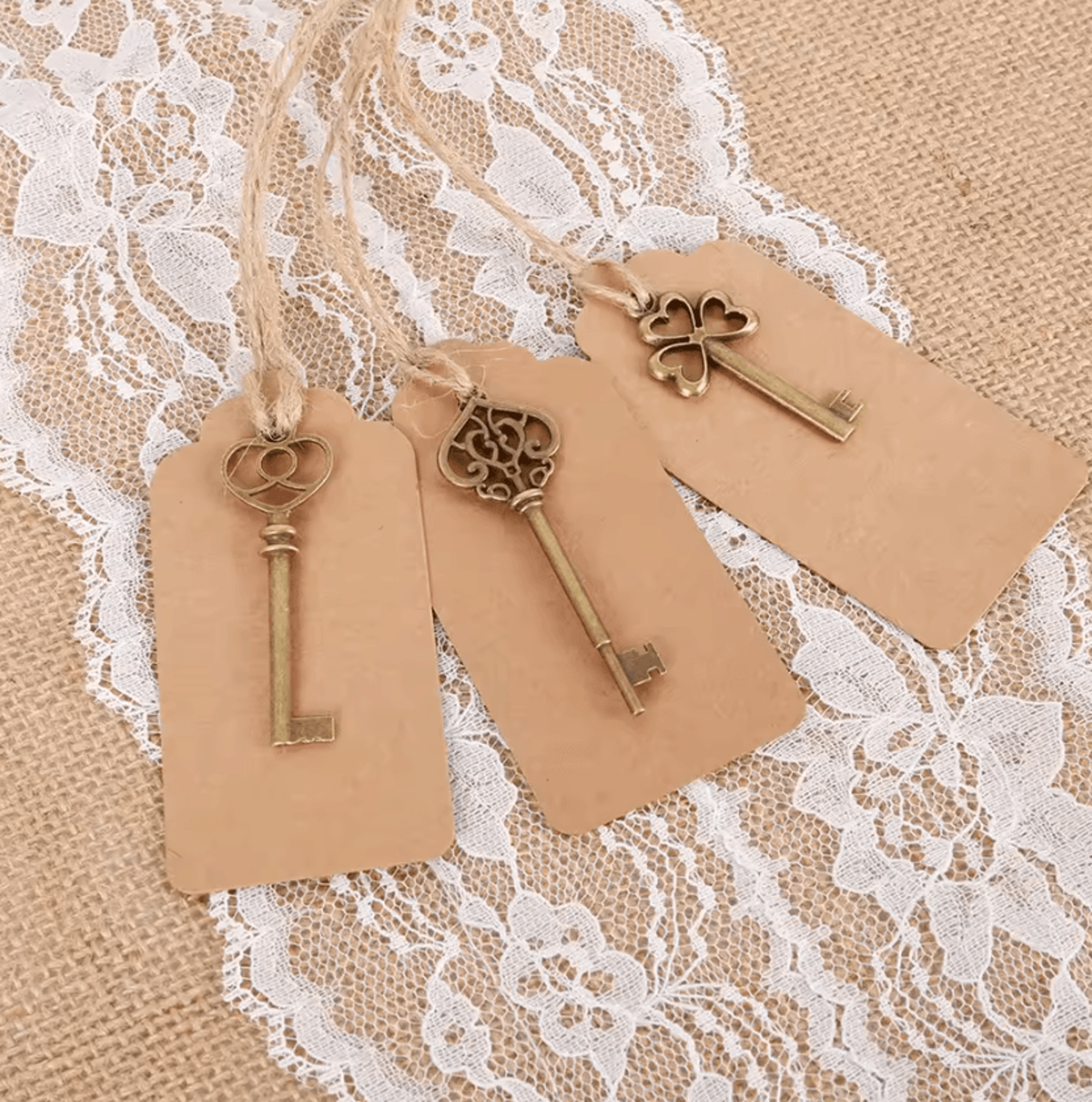 40Piece Vintage Skeleton Key Bottle Opener Set  Personalized Wedding Favors With Thank You Cards 2