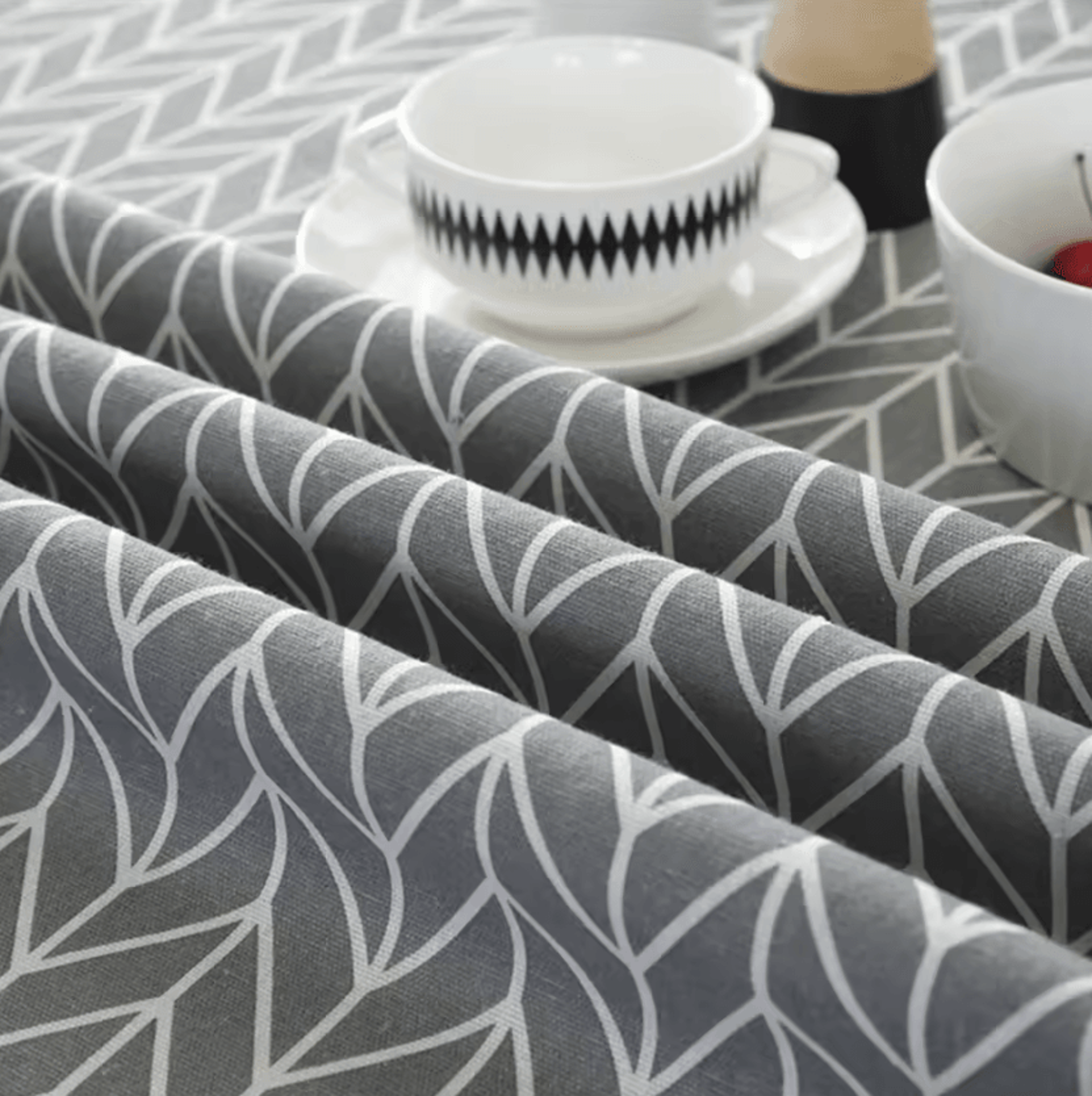 120150cm Round Washable Tablecloth  Decorative Table Cover For Dining Holidays  Picnics 1