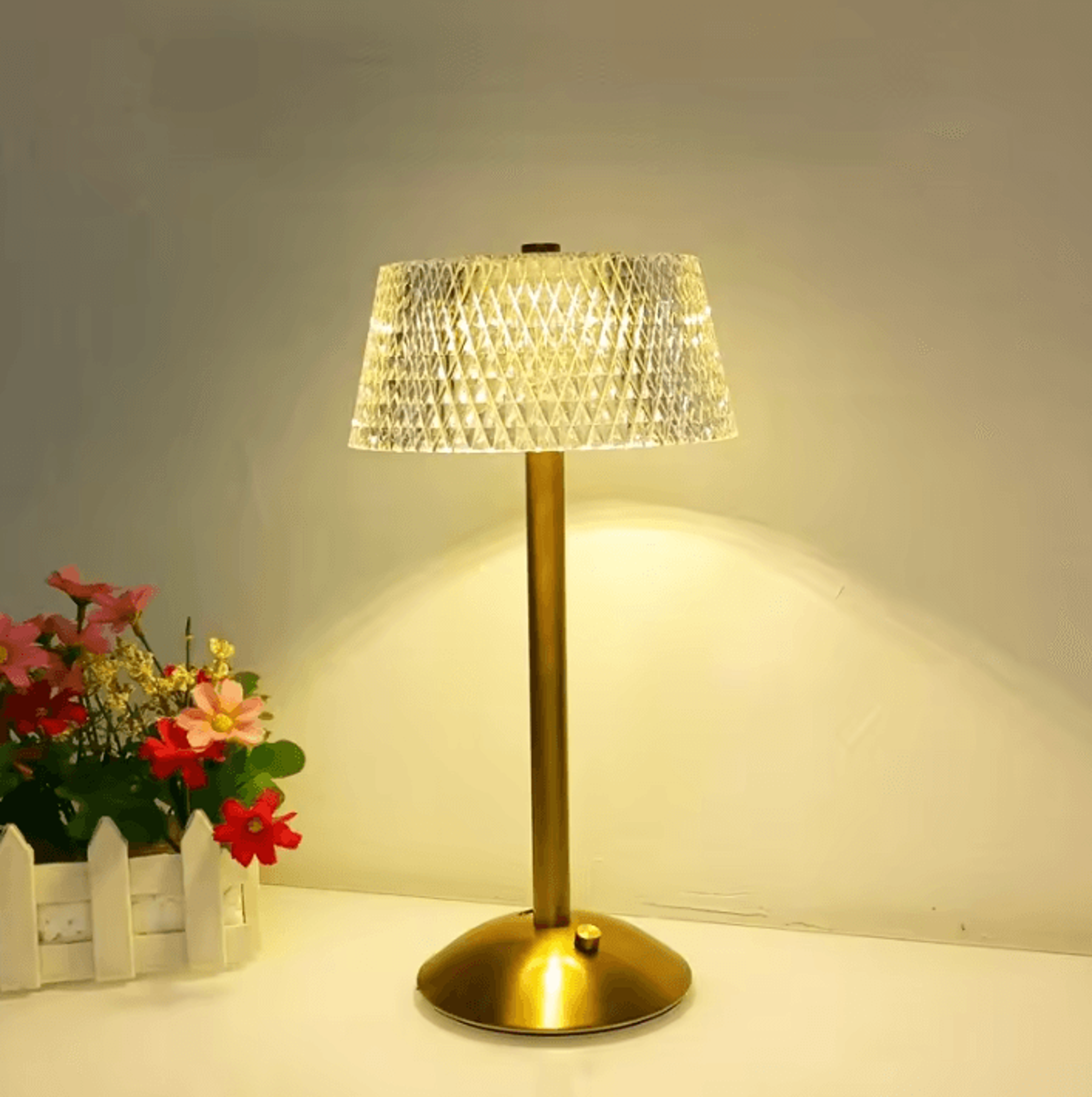 Rechargeable Crystal LED Table Lamp With Diamond Pattern 3