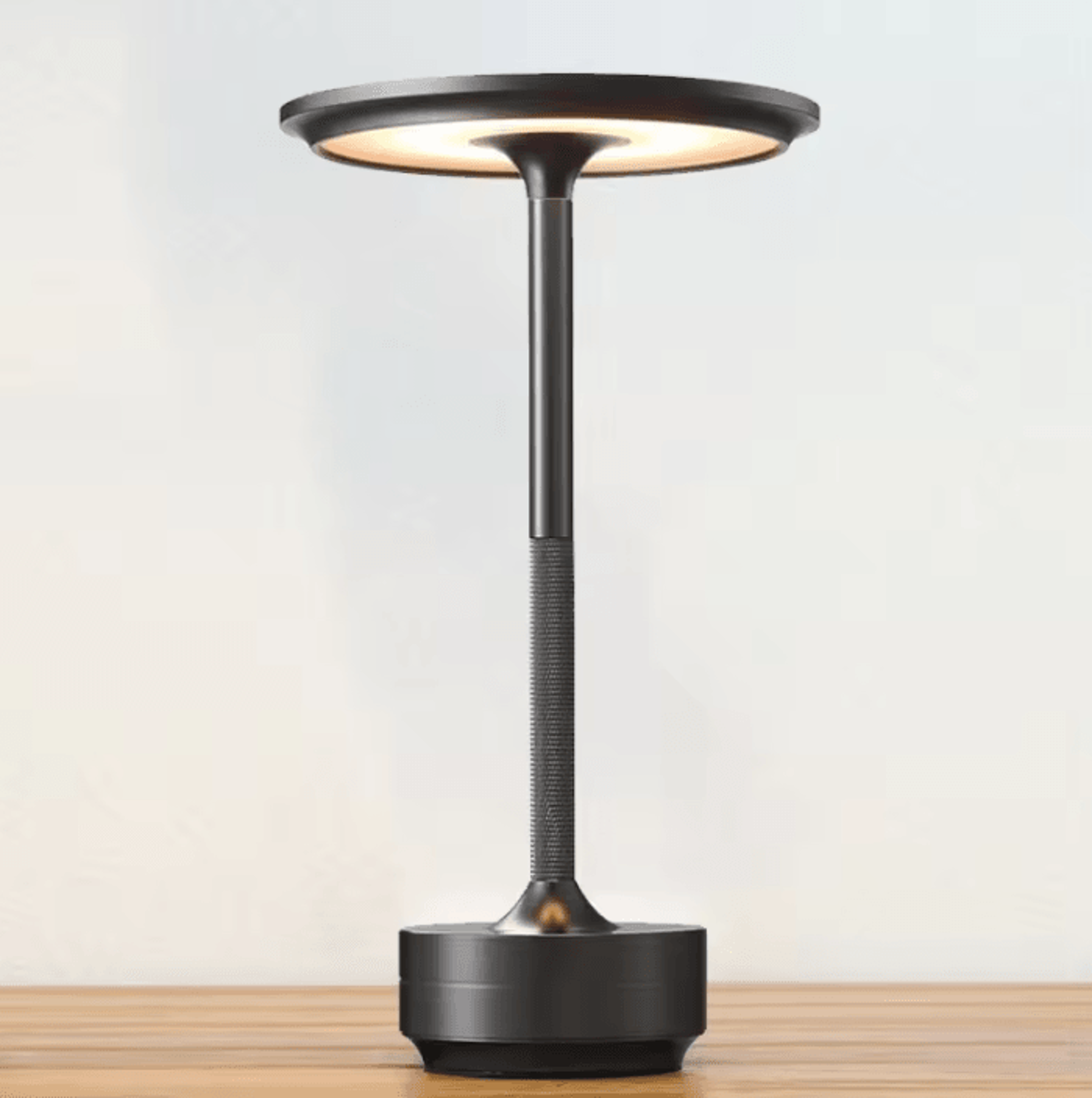 Rechargeable Aluminum LED Table Lamp With Touch Control  Stepless Dimming 6