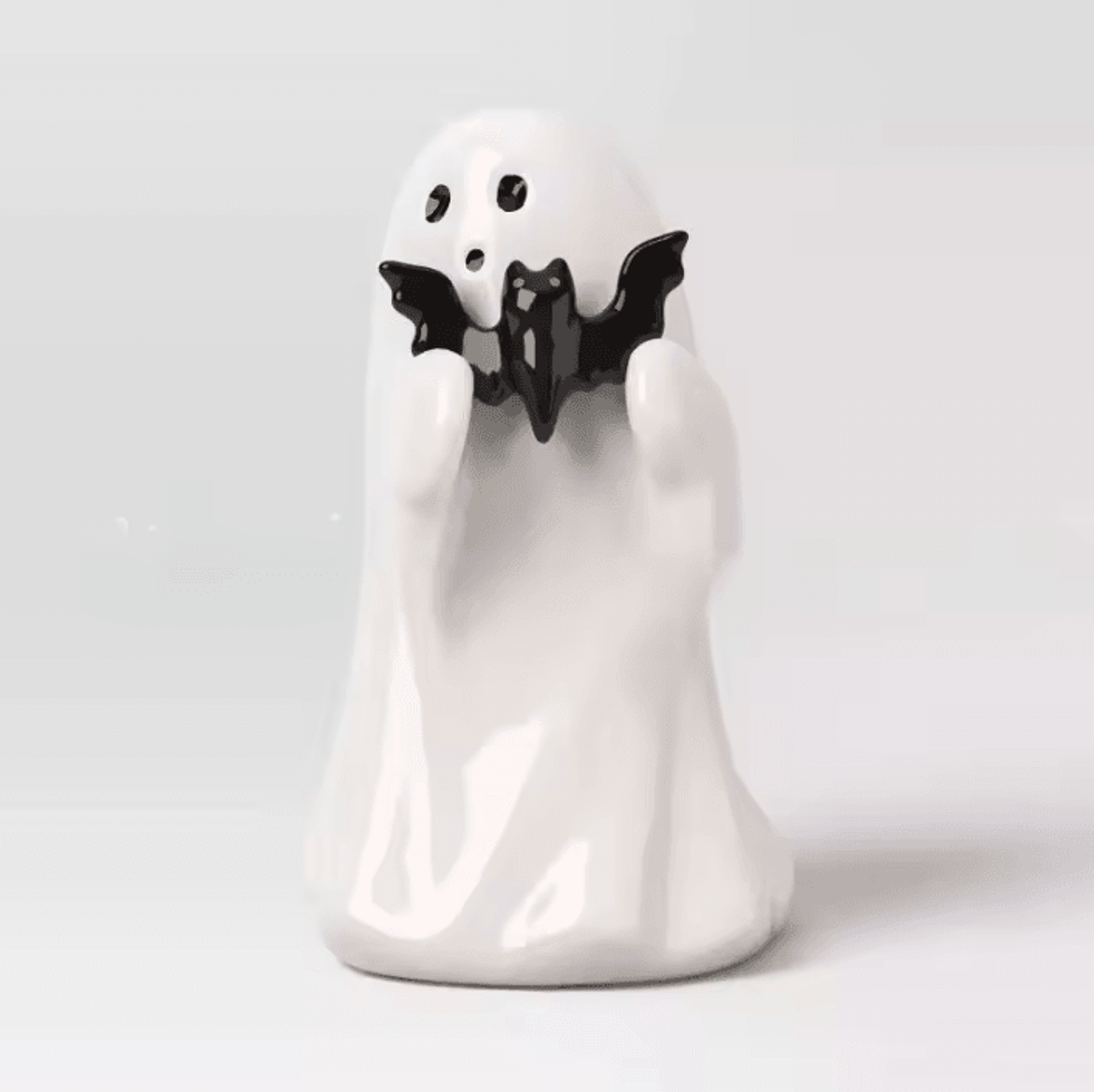 Cute Ghost Holding Pink Pumpkin Halloween Figurine Ceramic Style Decorative Statue 4