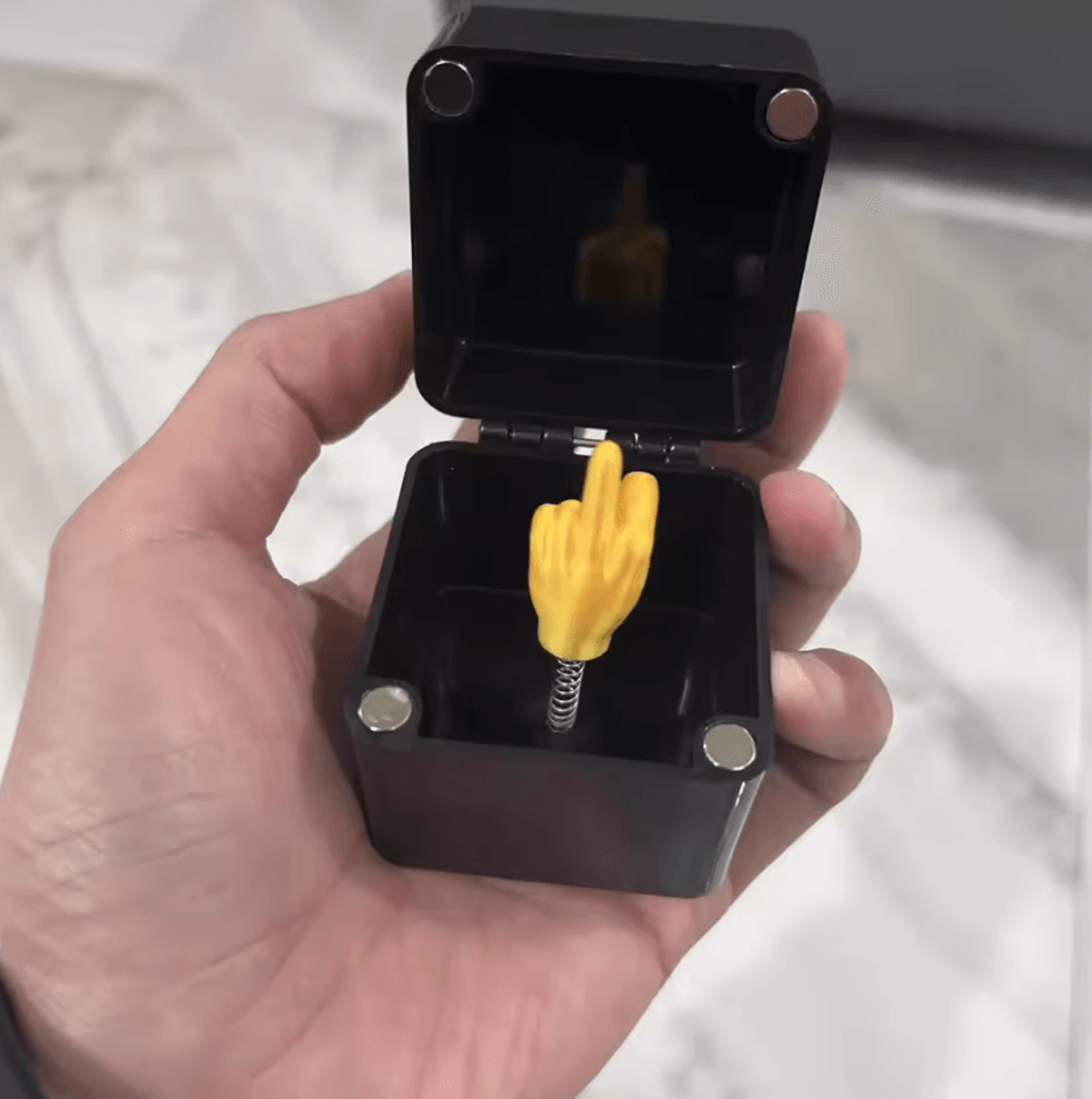 Middle Finger Surprise Box  Prank Gift Box Funny Desk Toy  Novelty Gag Gift 3