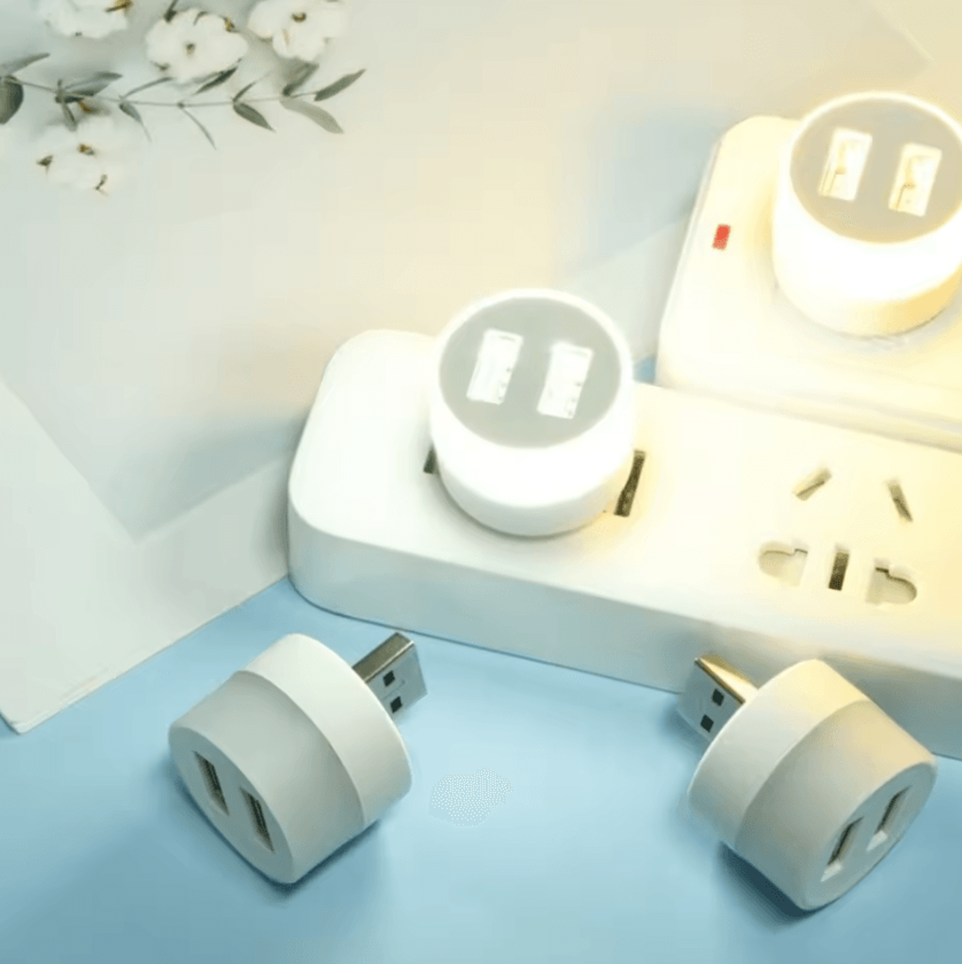 Mini USB LED Night Light  Portable Plug In Reading Lamp 2
