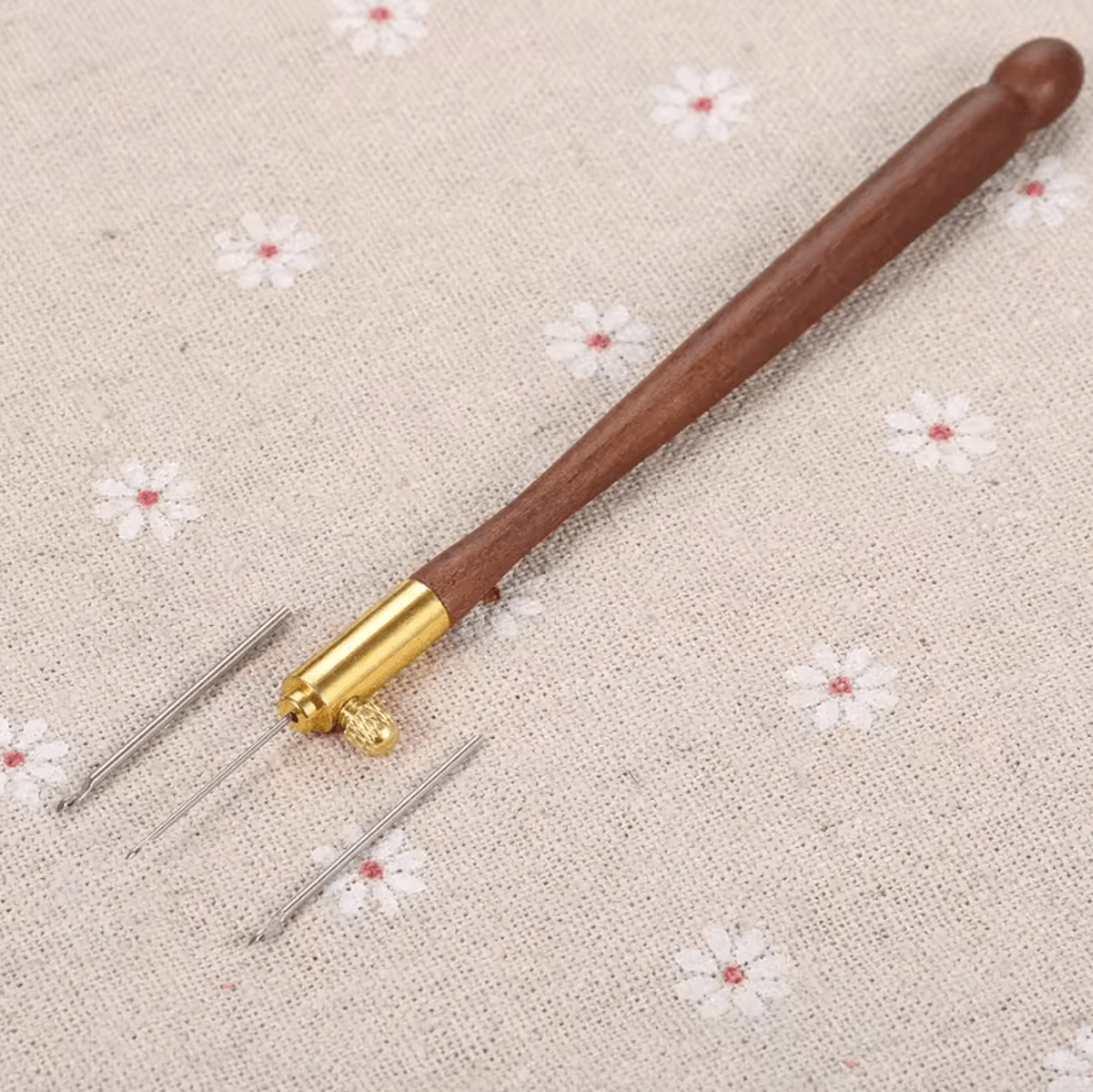 Luneville Tambour Embroidery Hook Set With 3 Needles 5