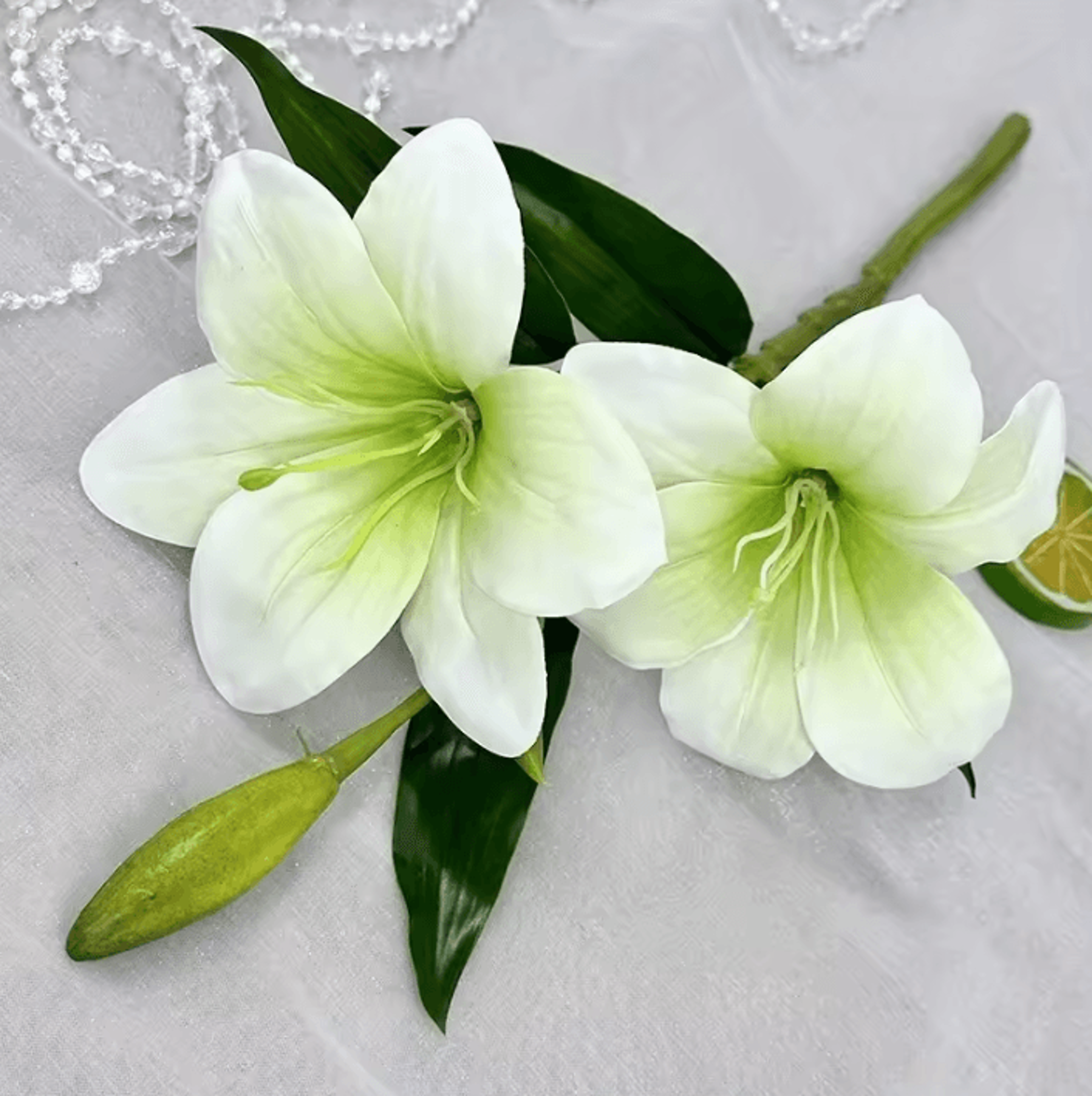 Real Touch 3 Head Artificial Lily Flower Stem With Buds 4