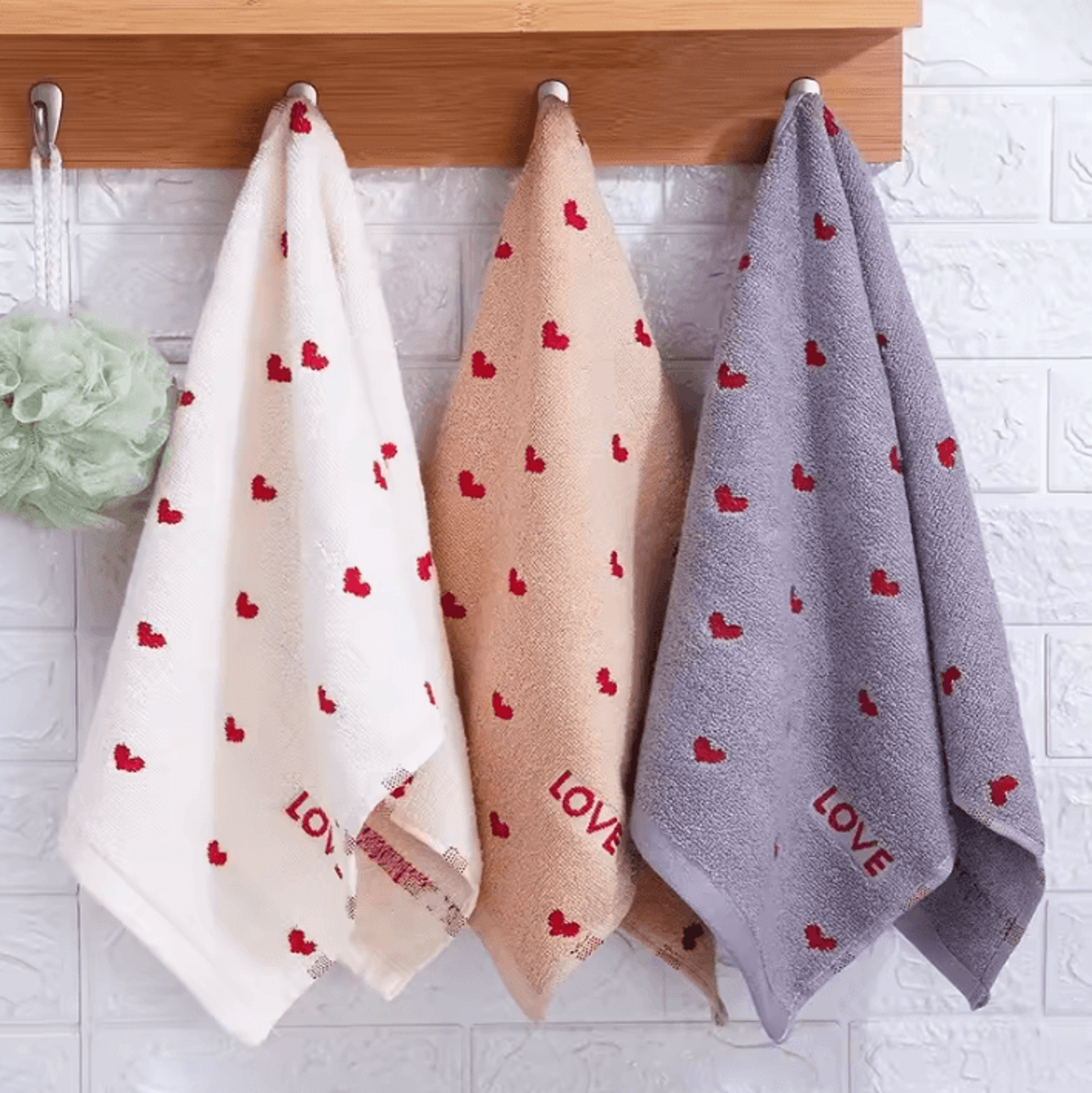 Soft Cotton Heart Pattern Quick Dry Face Towel 1