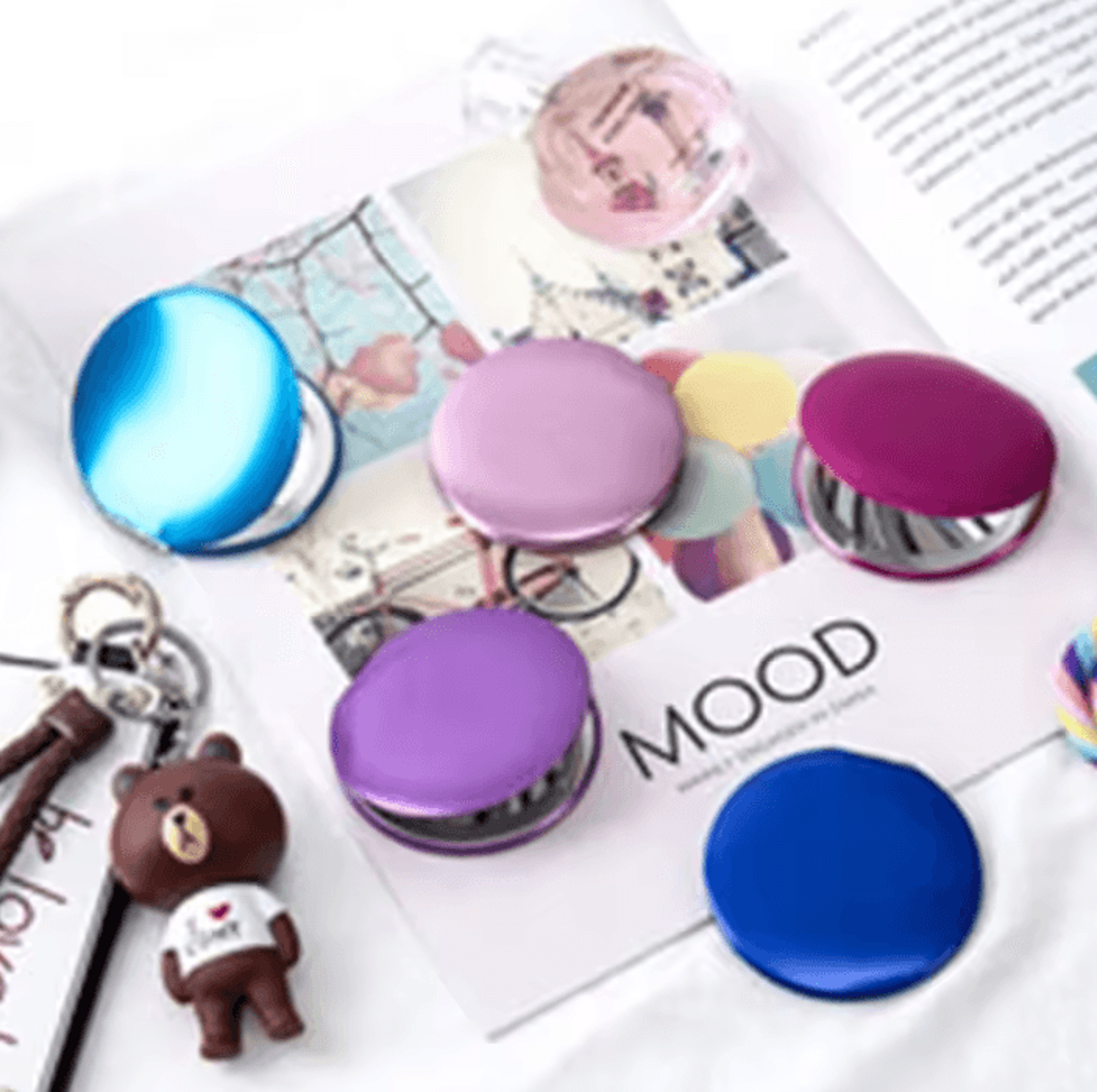 Portable Magnifying Compact Makeup Mirror 7