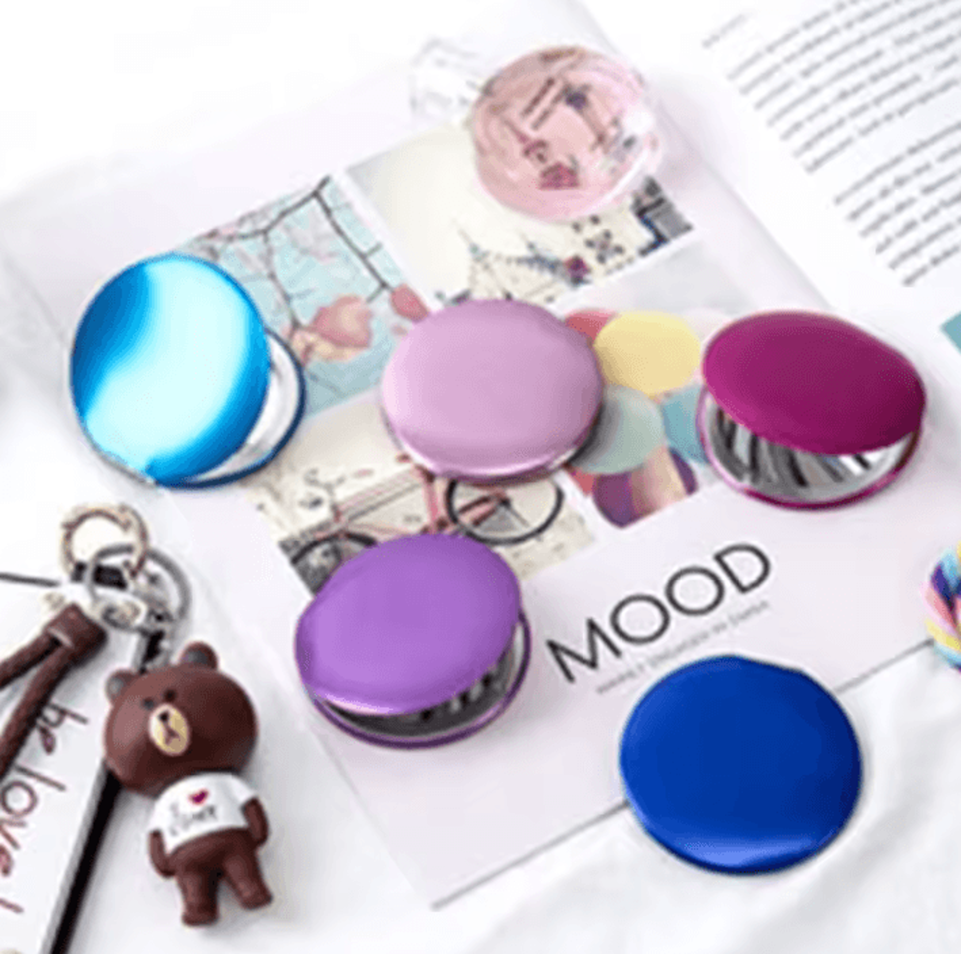 Portable Magnifying Compact Makeup Mirror 6