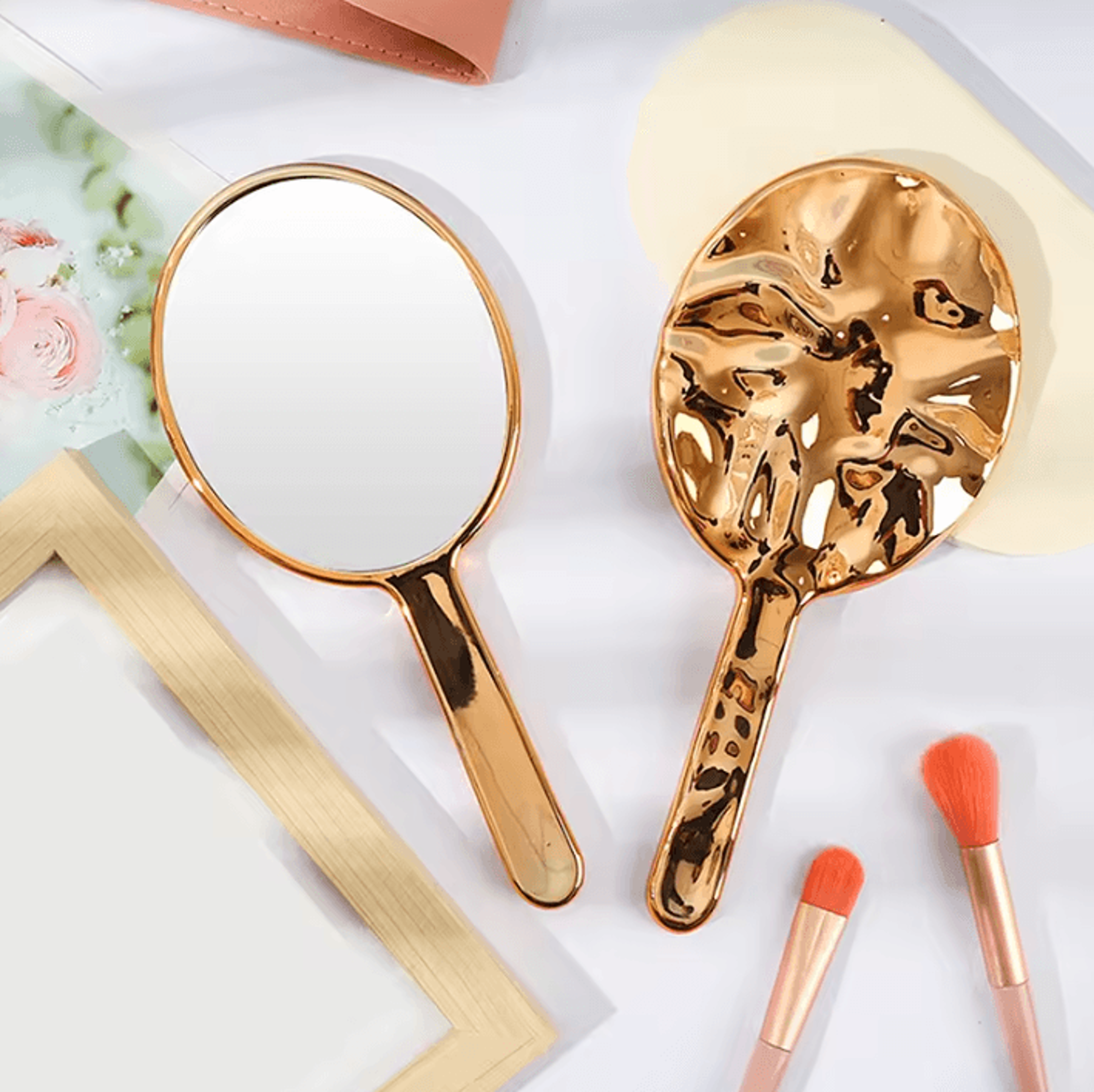 Liquid Ellipsoid Handheld Desktop Makeup Mirror 5