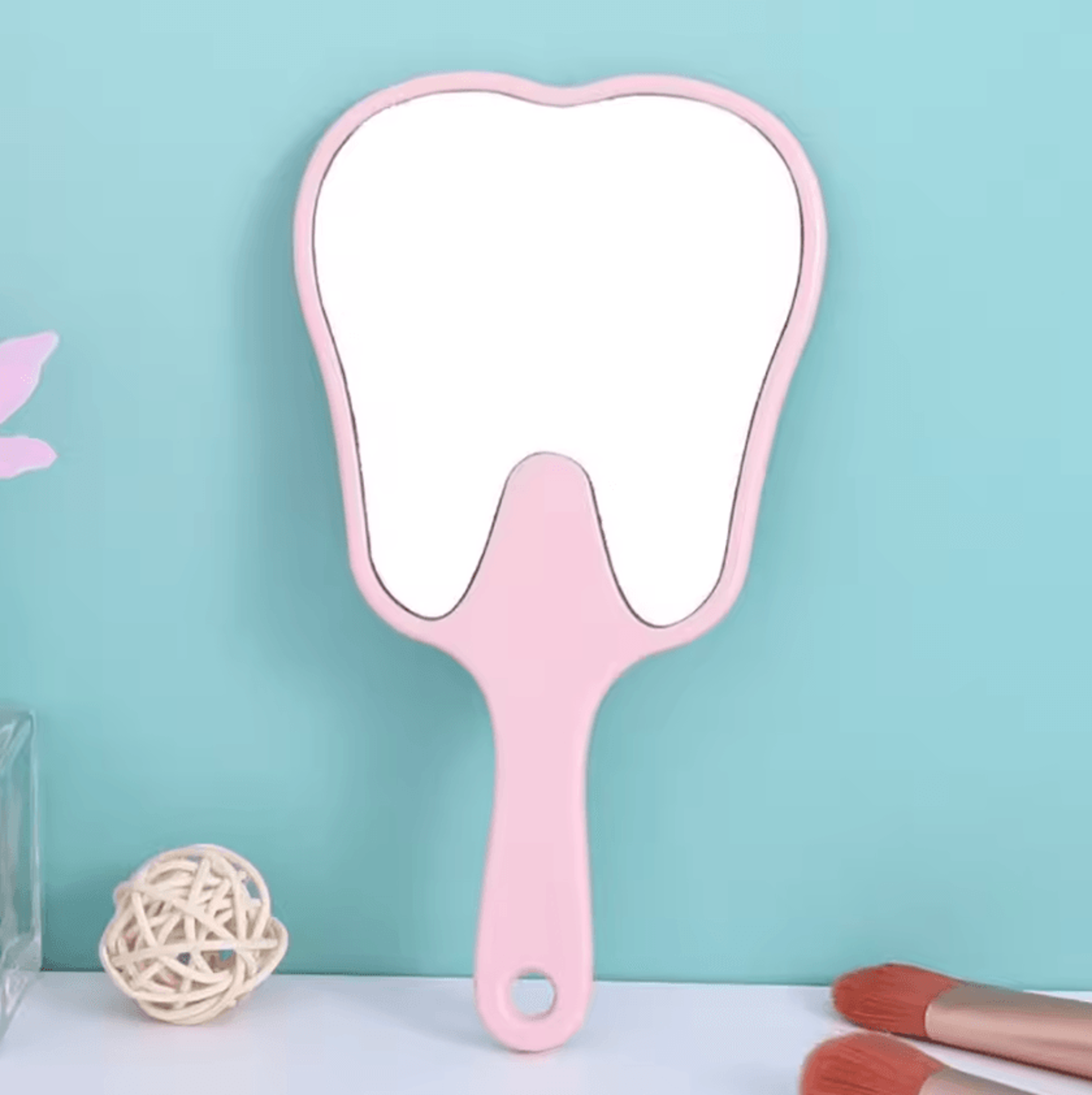 Cute Tooth Shaped Handheld Makeup Mirror 3