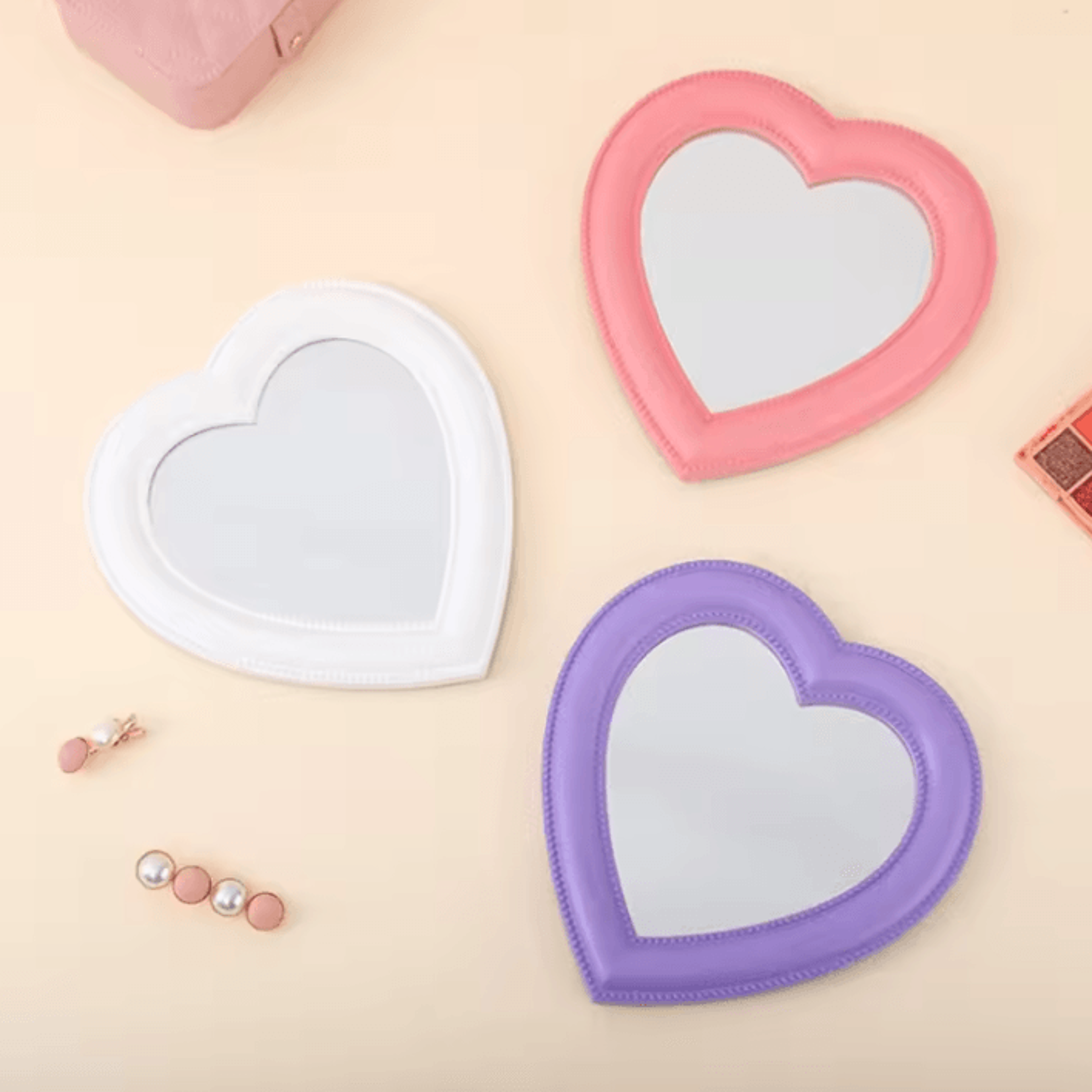 Cute Heart Shaped Makeup Mirror Decorative Desktop Vanity Mirror 1