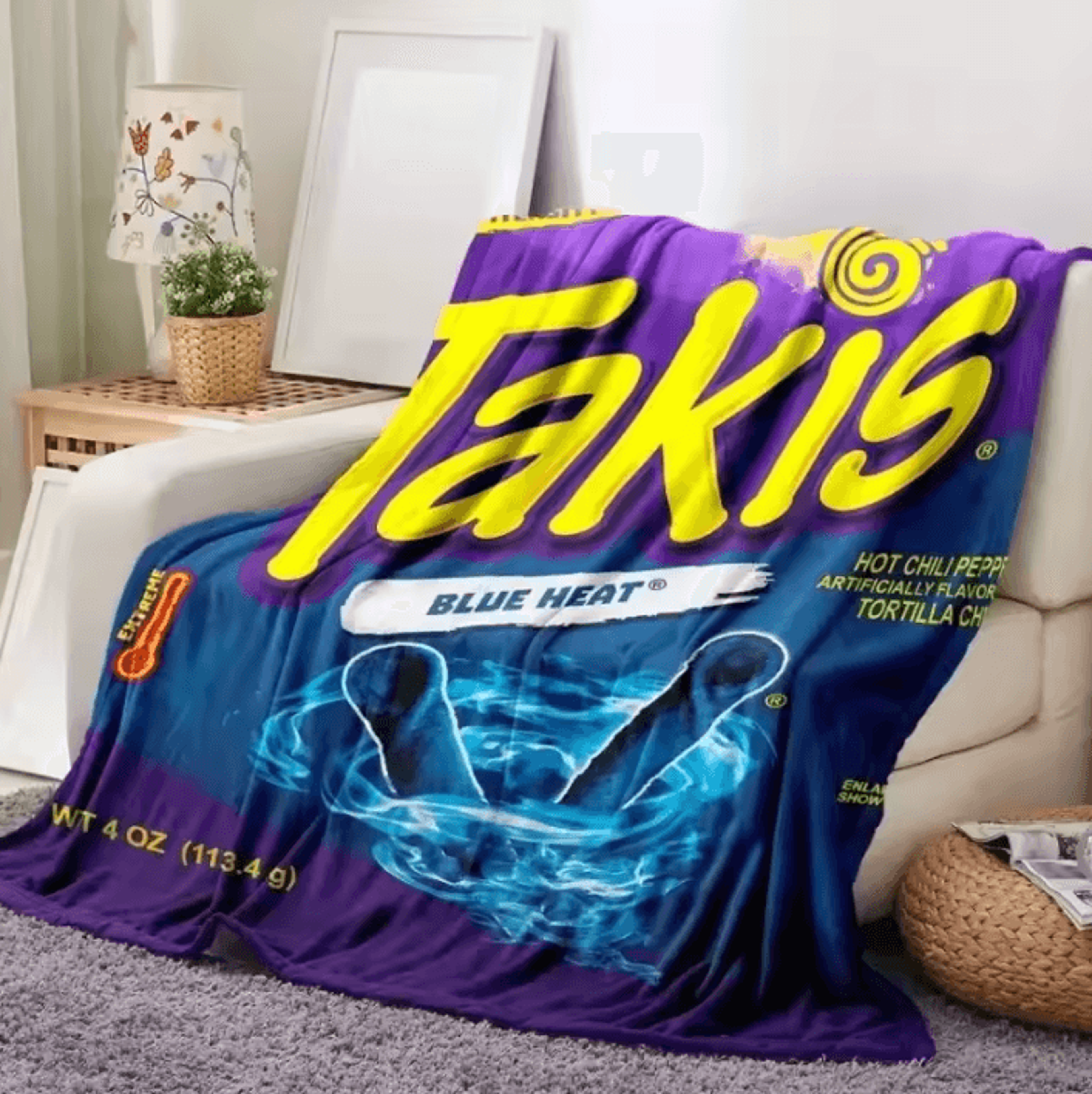 Cartoon Snack Print Flannel Throw Blanket 0