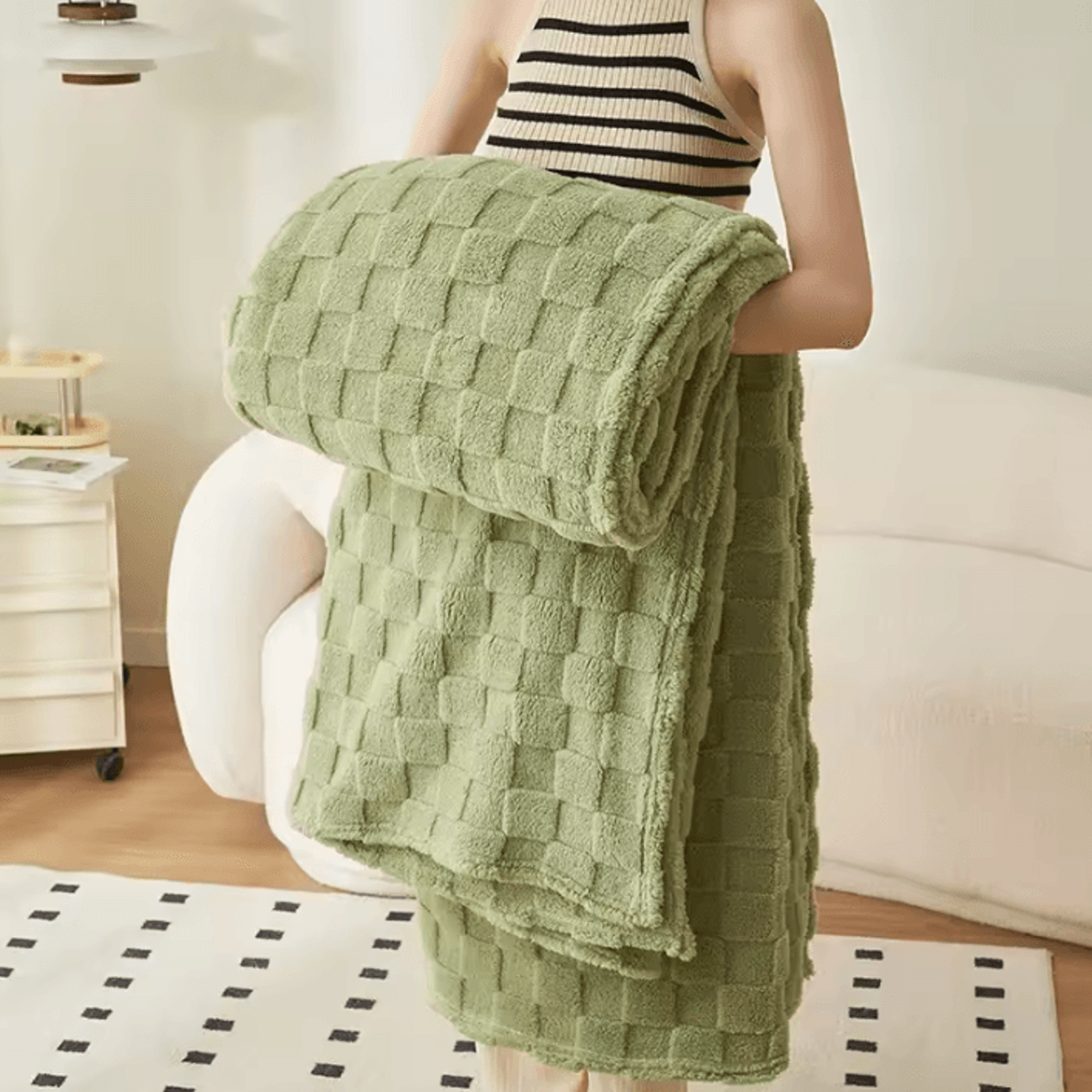 Thickened Green Lamb Fleece Winter Throw Blanket 2