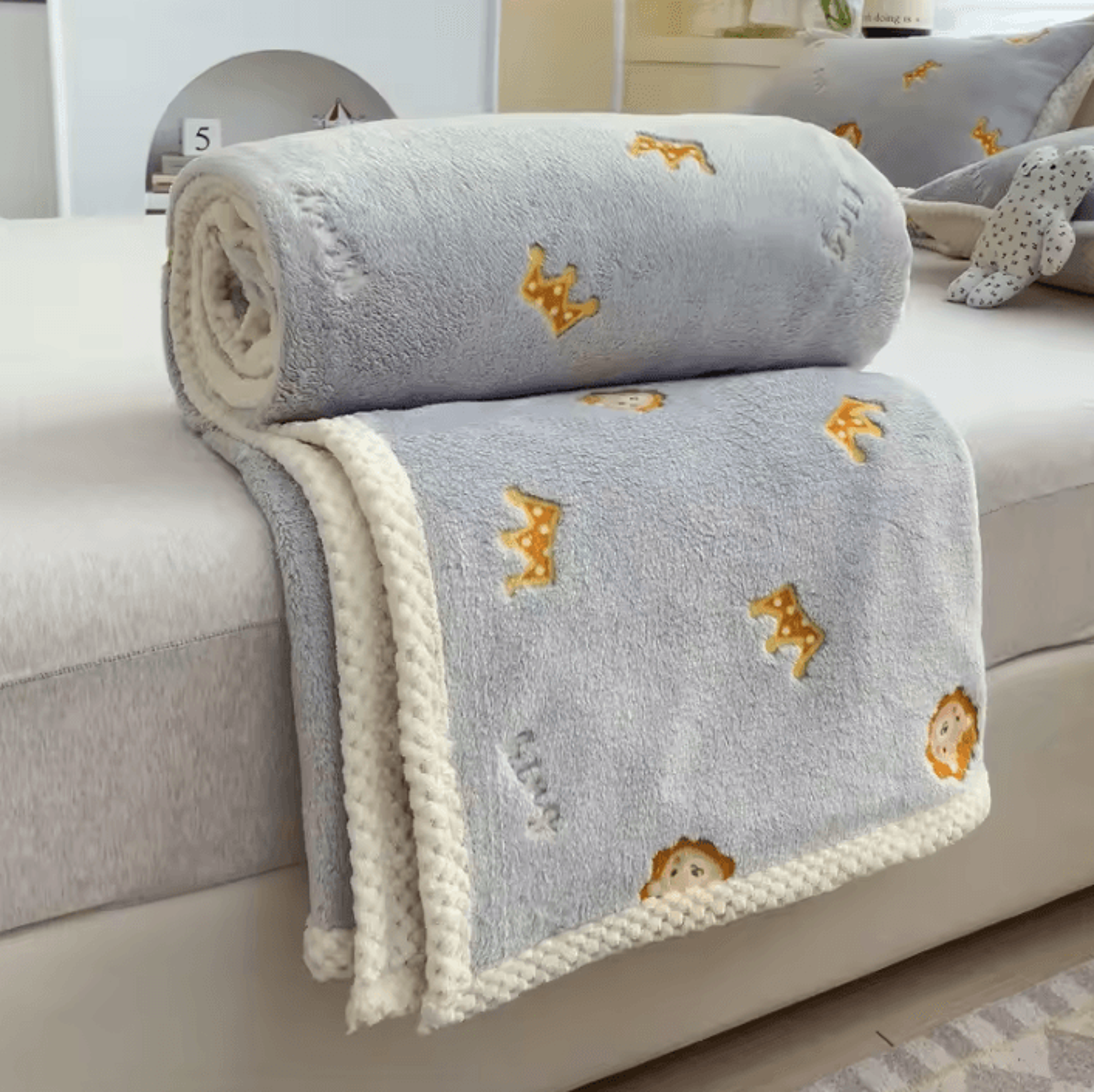 Soft Coral Fleece Multifunctional Nap Blanket 6