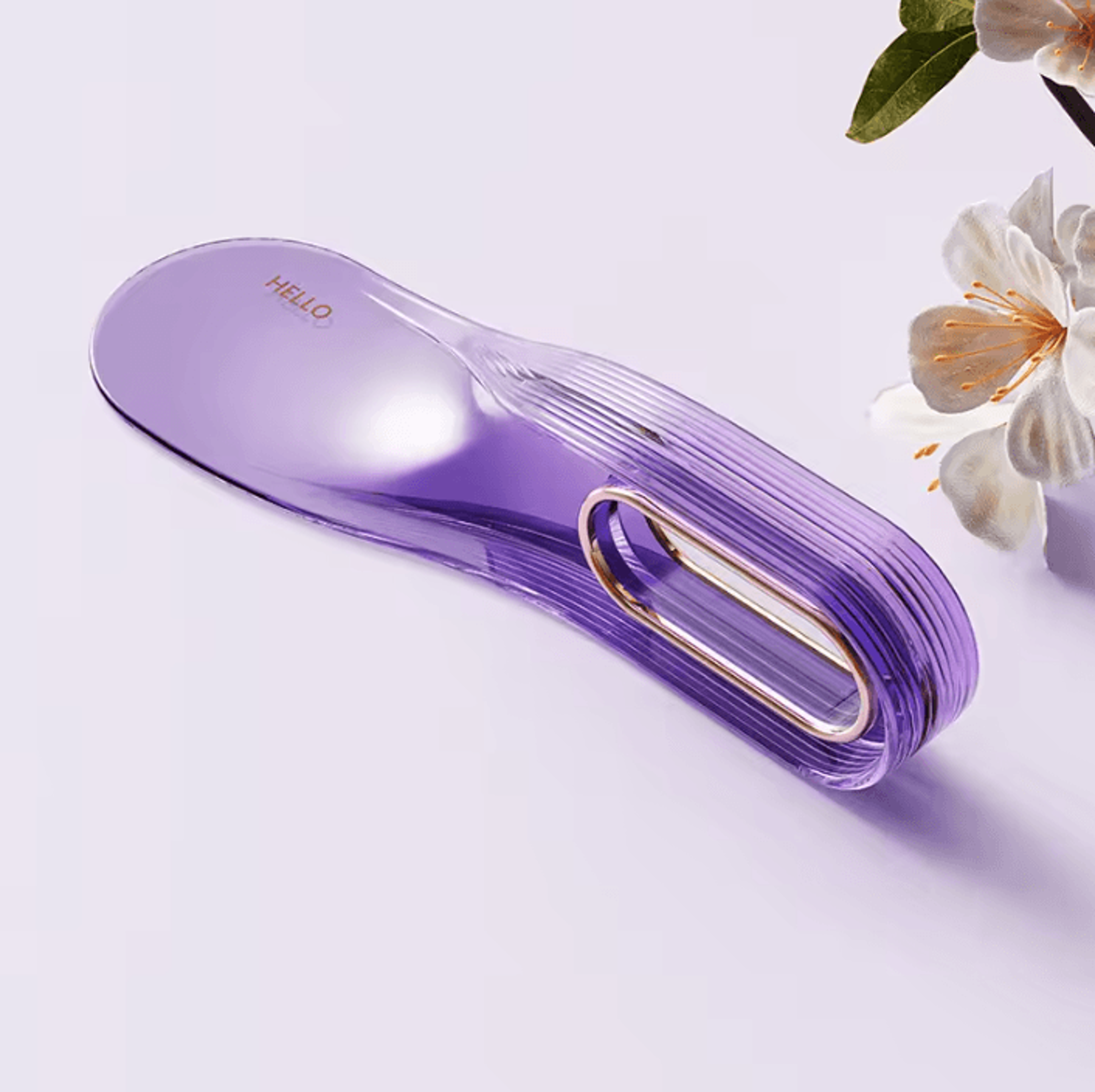EasyLift Ergonomic Mattress Wedge For Sheet Changing 4