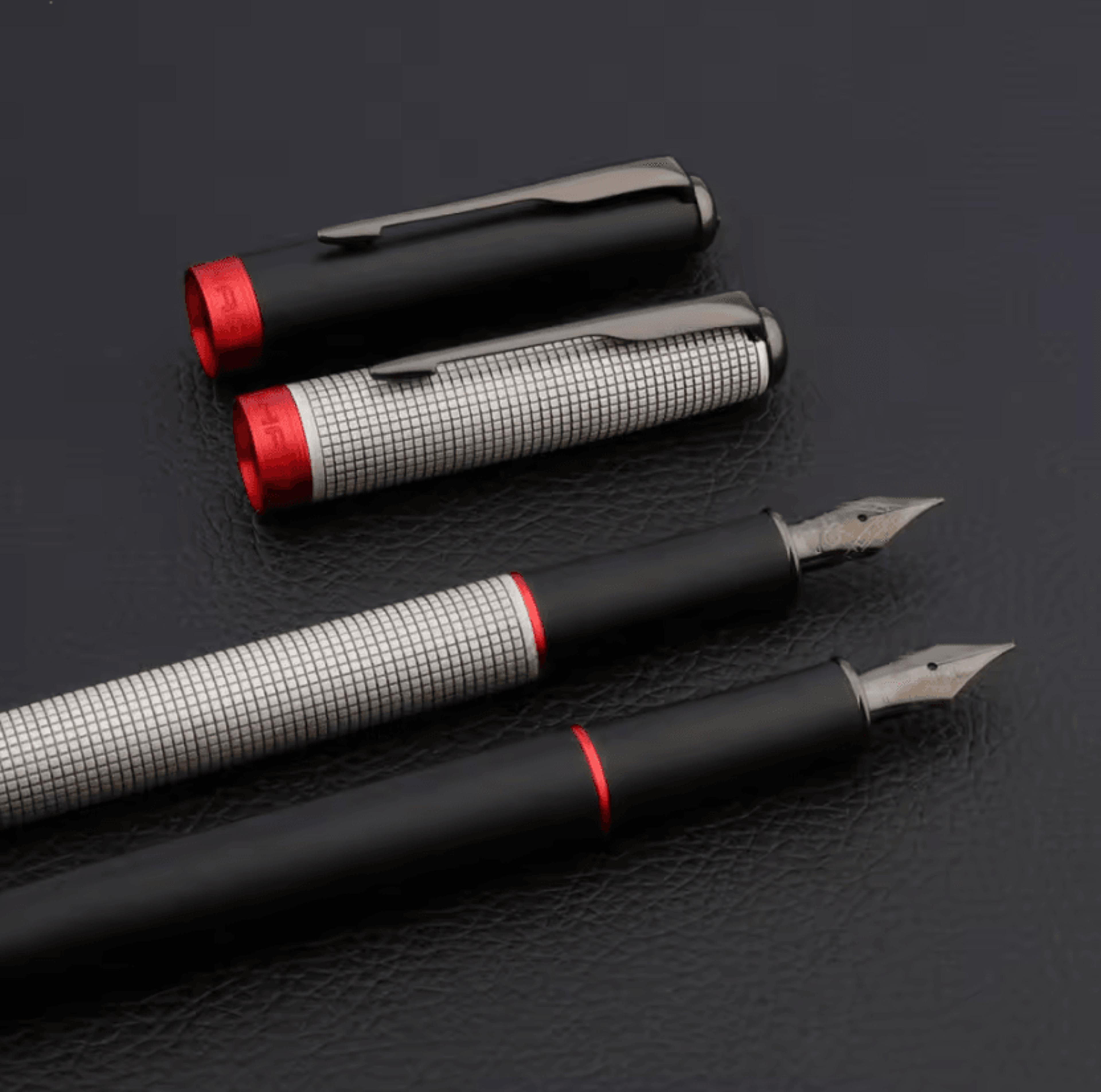 jinhao 75 luxury fountain pen with checkered design and black steel nib