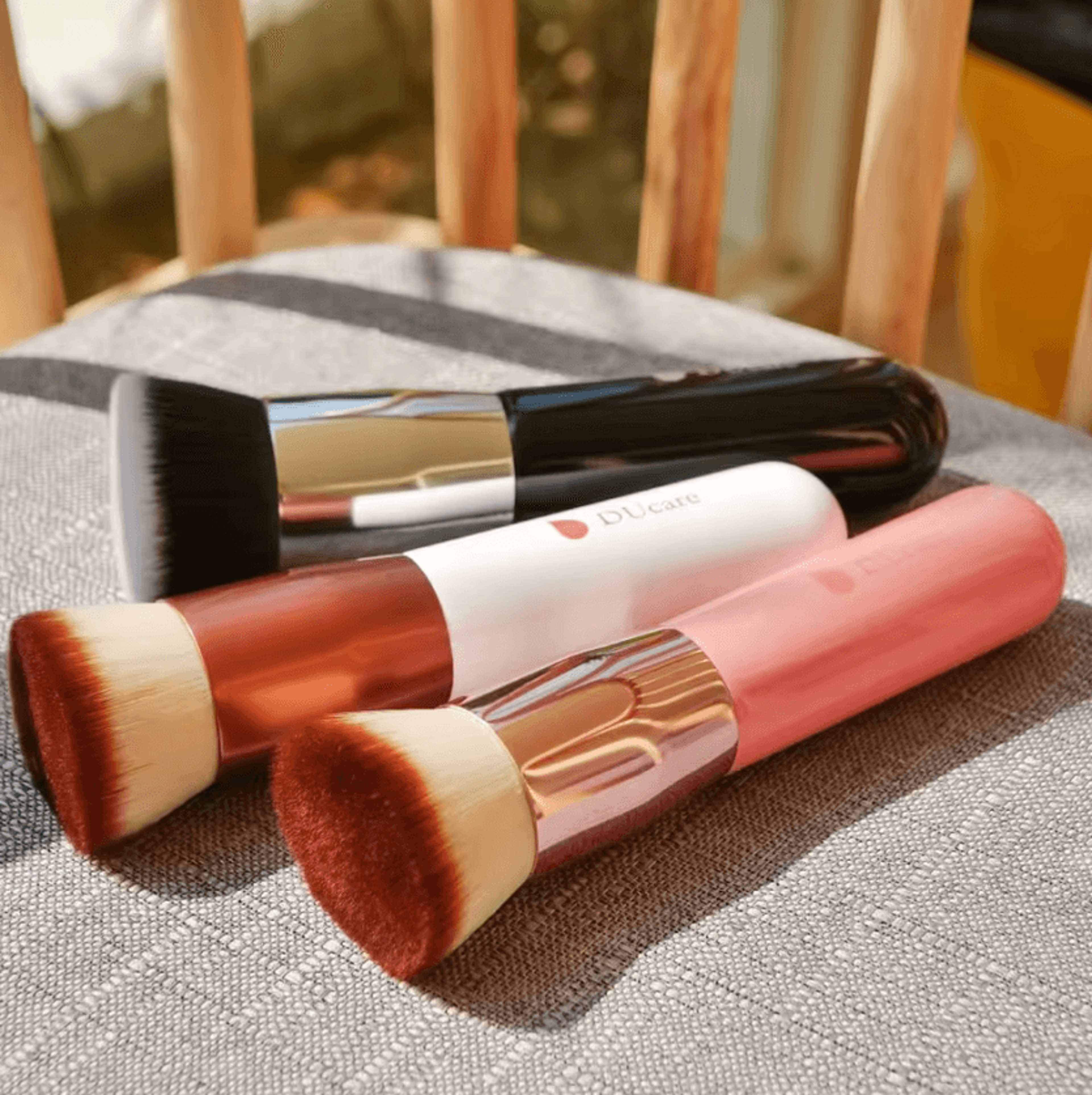 DUcare VelvetBlend Flat Top Kabuki Foundation Brush For Smooth And Flawless Makeup 4