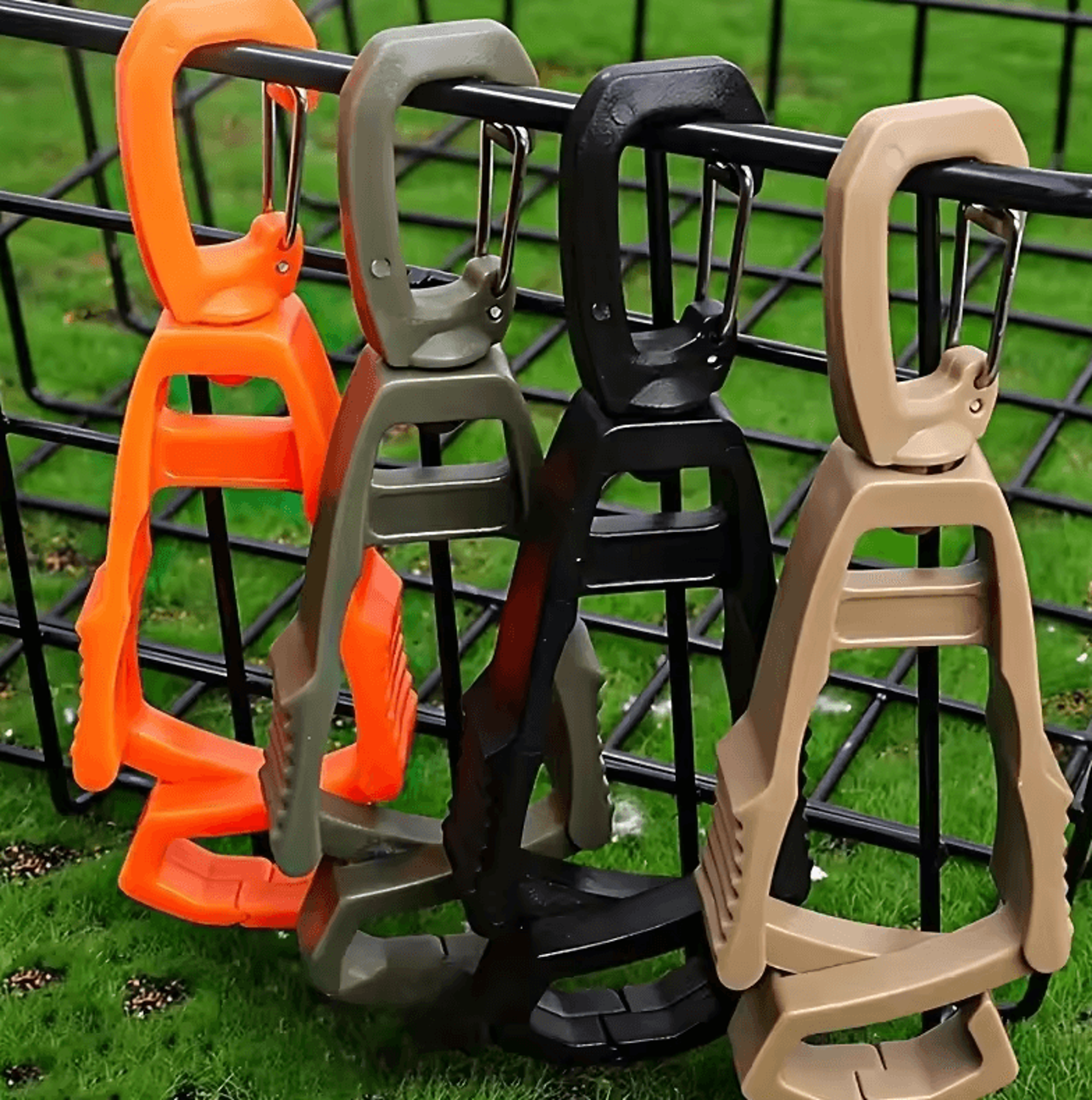 Outdoor Work Gloves Clip Holder MultiPurpose Safety Gloves Belt Hanger 0