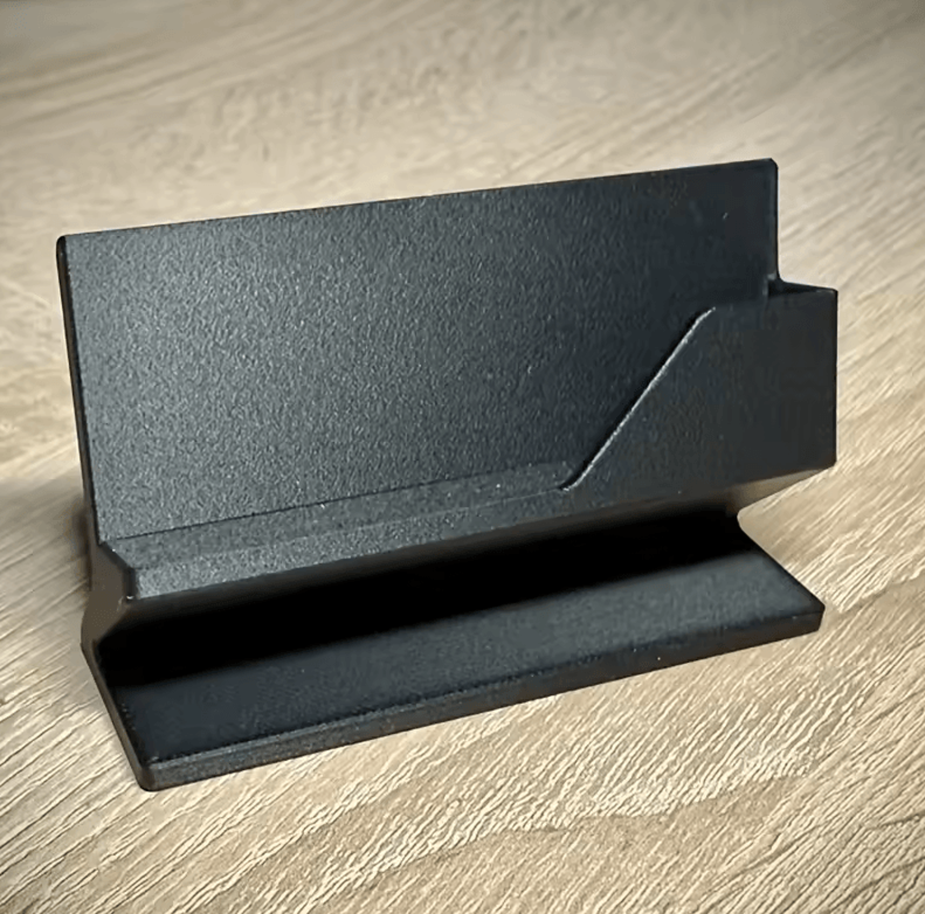 Minimalist Plastic Business Card Holder Desktop Organizer For All Card Sizes 1