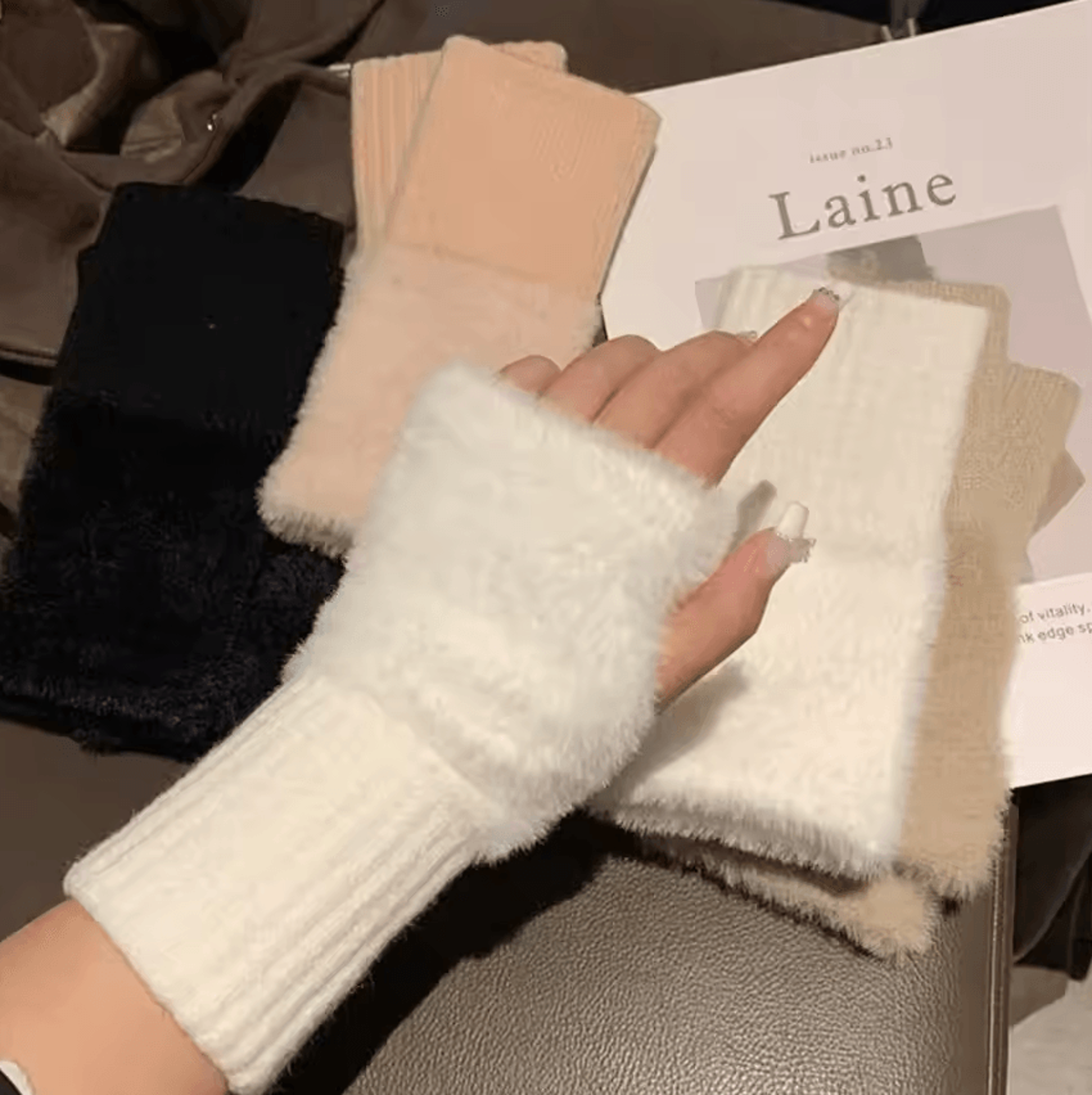 Solid Color Plush Woolen Knitted Touch Screen Half Finger Gloves  Autumn  Winter Warm Luxury Gloves 2