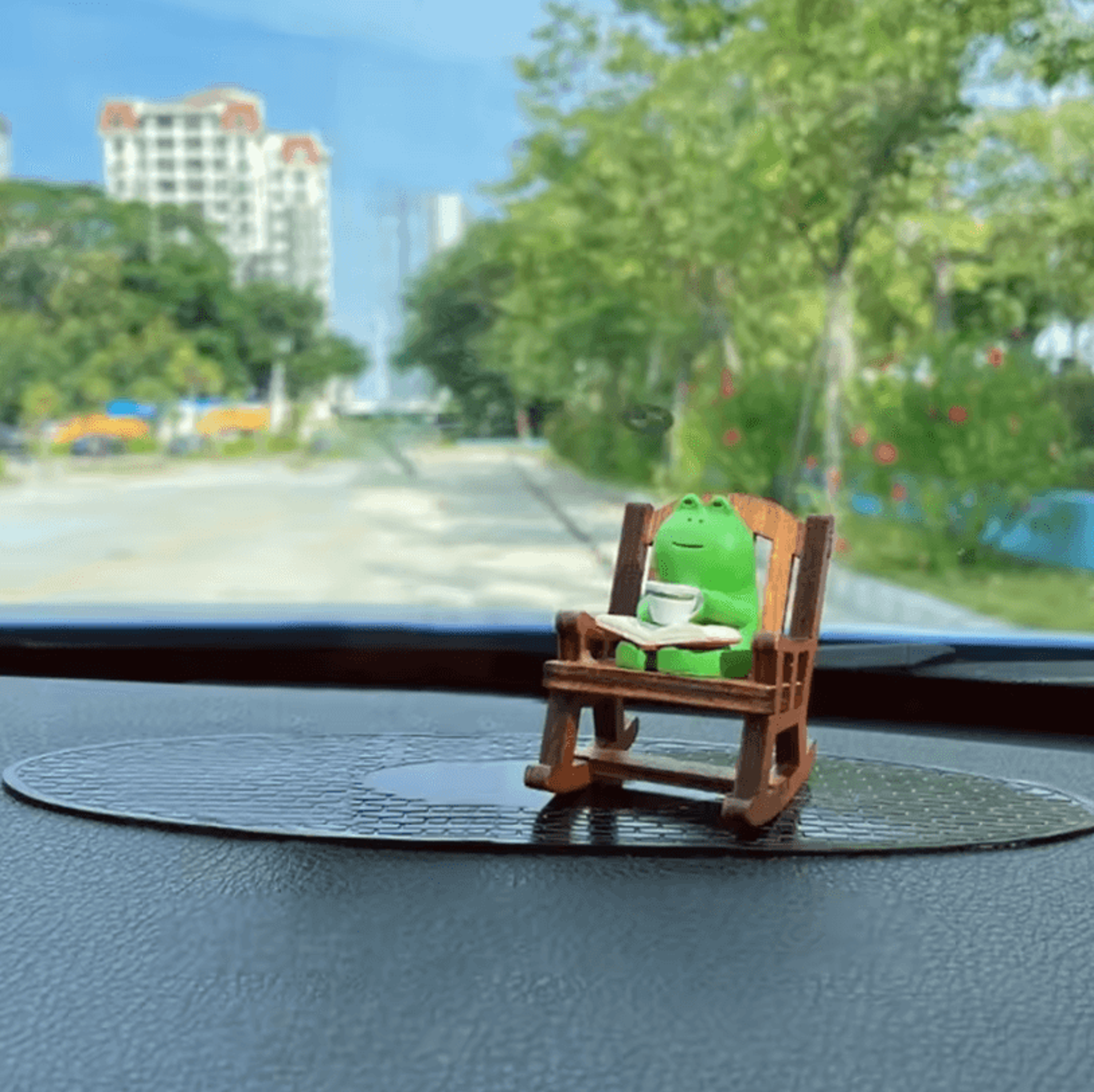 Whimsical Frog Rocking Chair Ornament  Charming Home Decoration Figurine For Kids Room Decor  Indoo 3