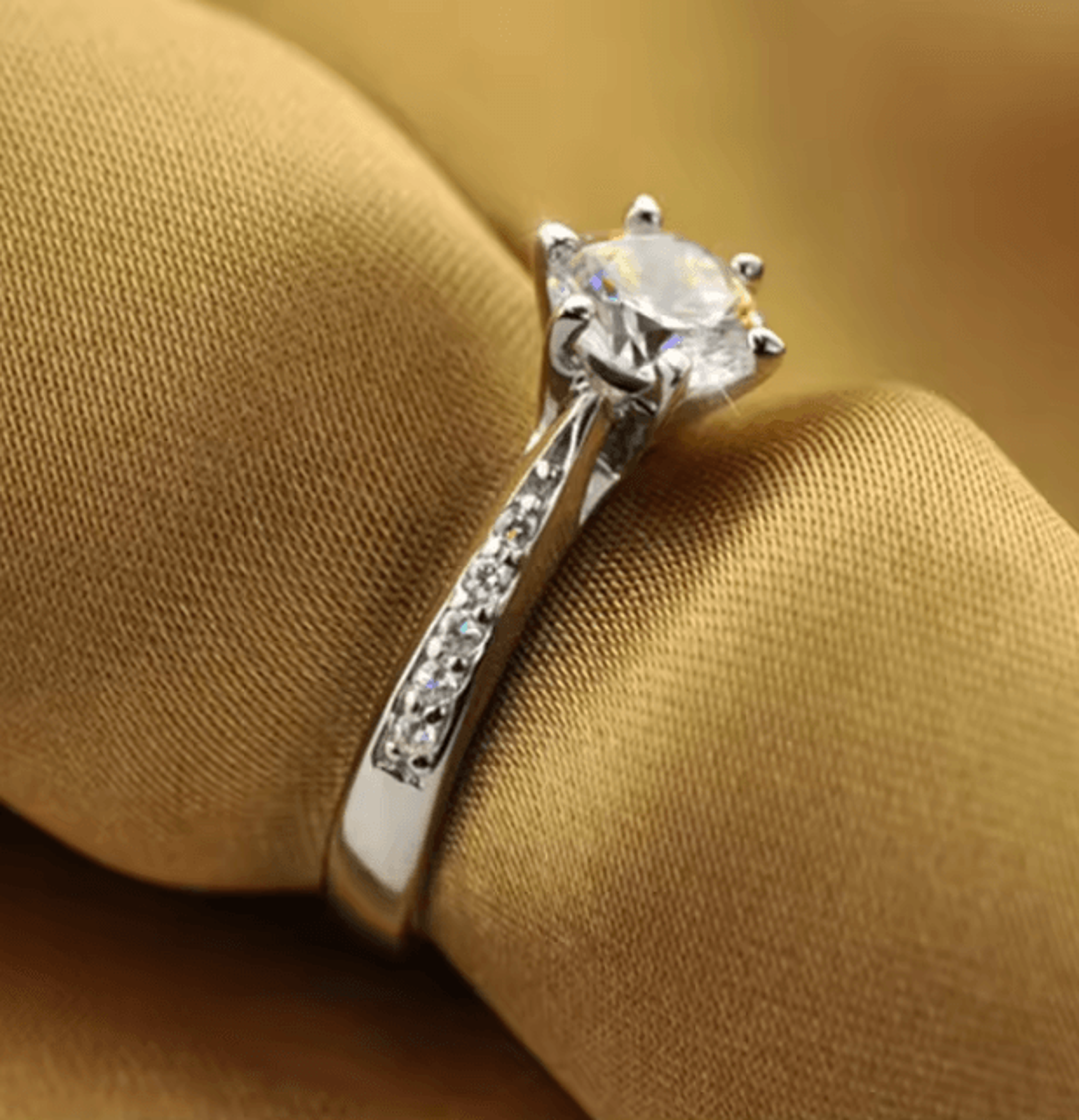Luxury 925 Sterling Silver Ring Classic SixClaw Diamond Imitation Jewelry Ring For Women 1