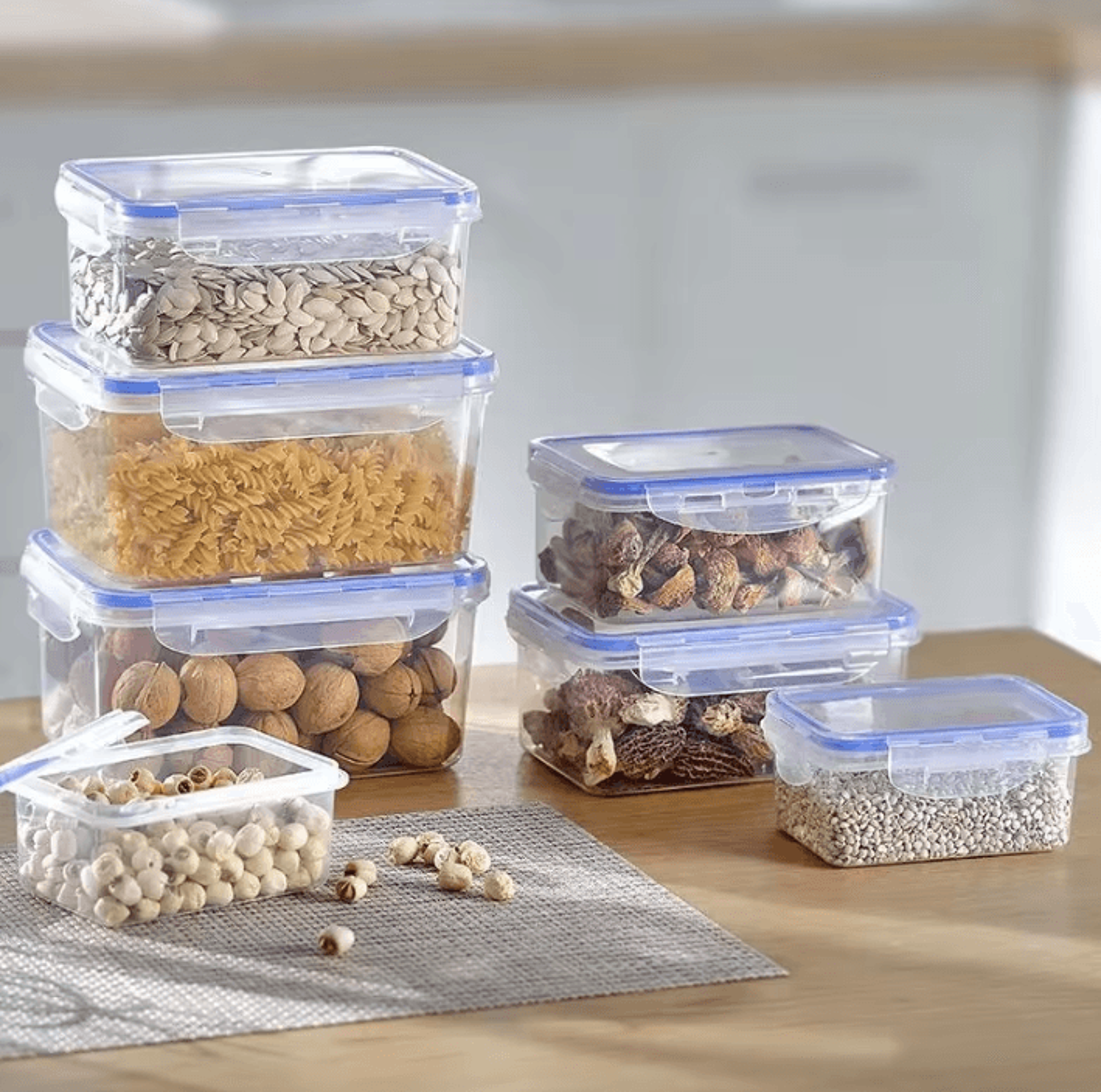 Sealed Refrigerator Storage Box With Lid  Plastic Crisper And MicrowaveSafe Lunch Box 2